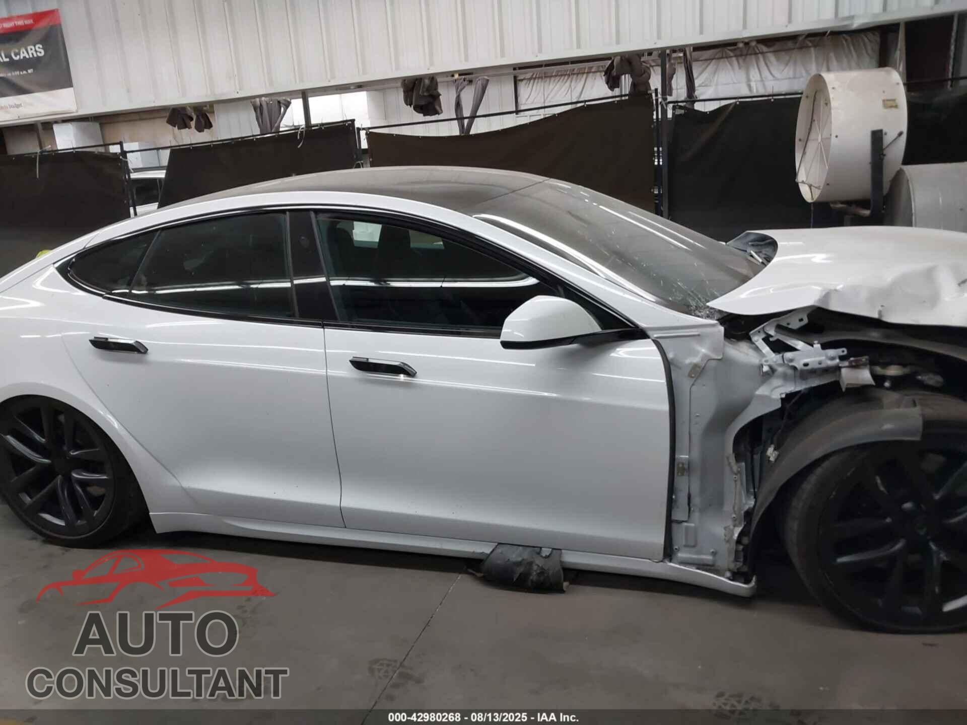 TESLA MODEL S 2022 - 5YJSA1E54NF490712