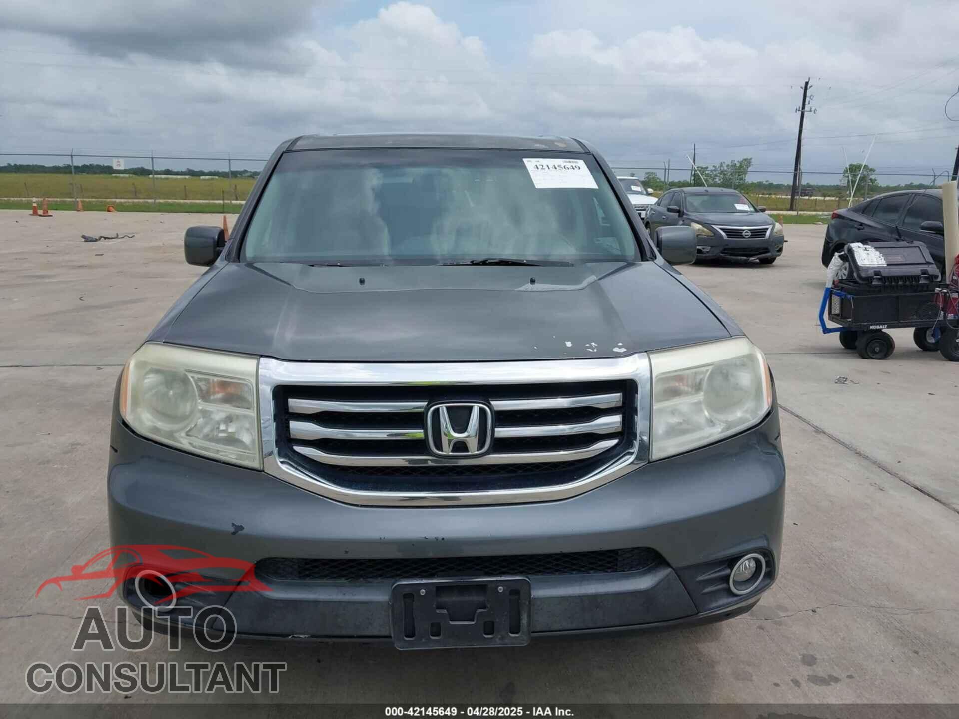 HONDA PILOT 2013 - 5FNYF3H51DB002883