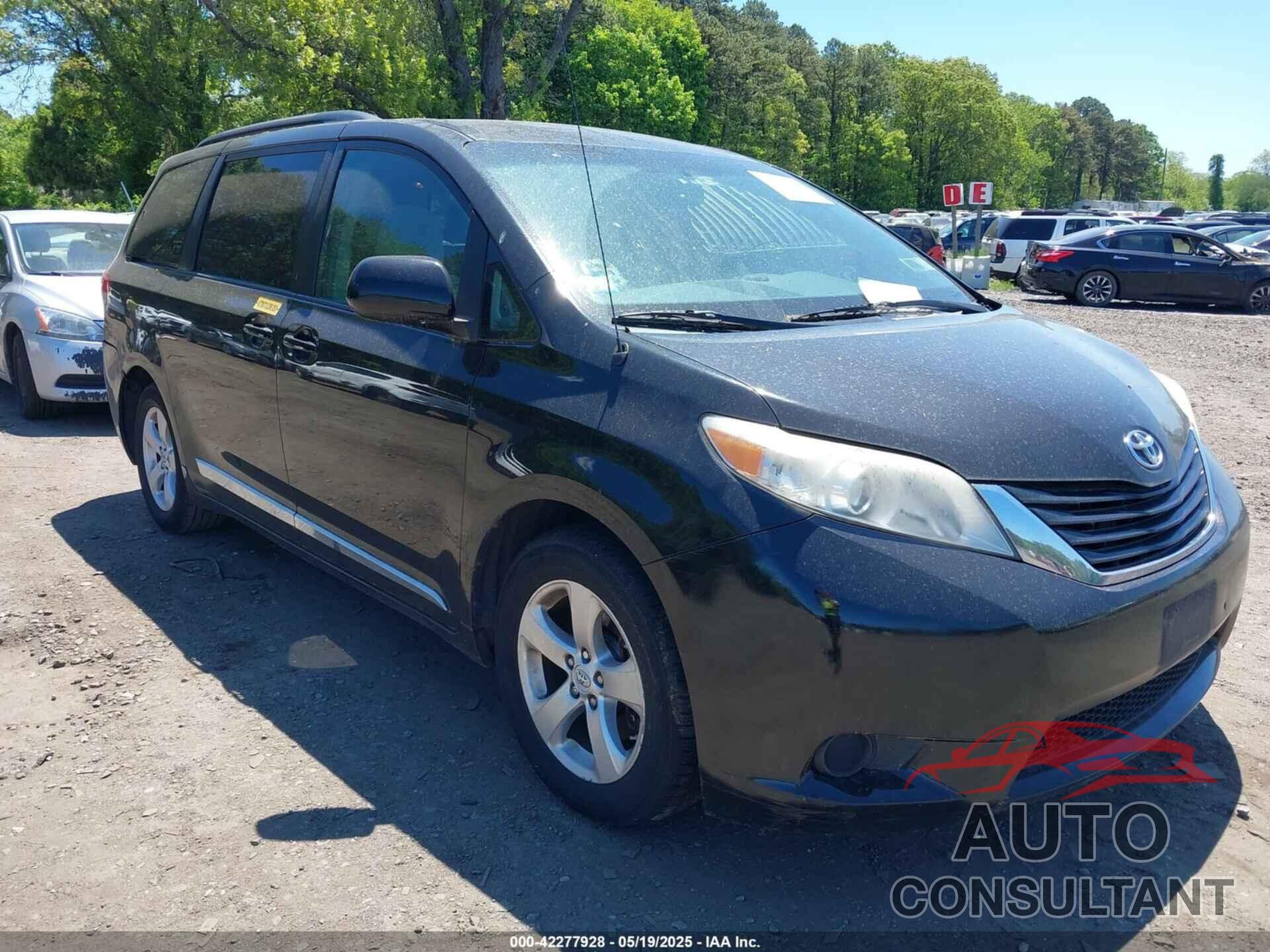 TOYOTA SIENNA 2014 - 5TDKK3DC6ES453200