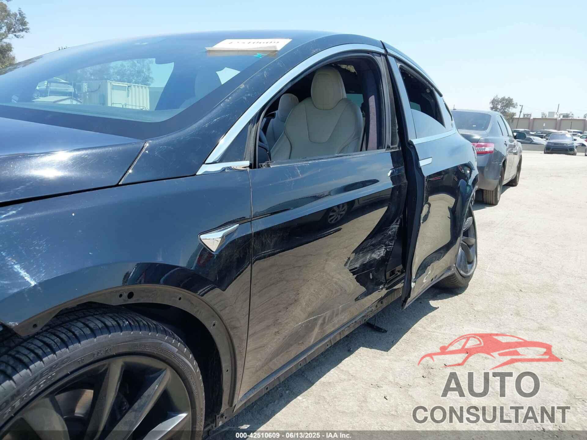 TESLA MODEL X 2020 - 5YJXCAE28LF248332