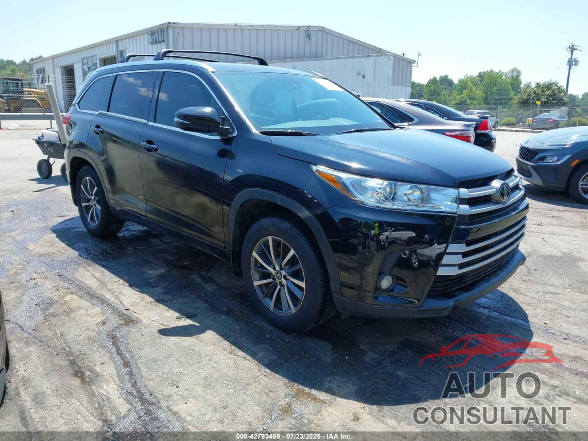 TOYOTA HIGHLANDER 2017 - 5TDJZRFHXHS444815