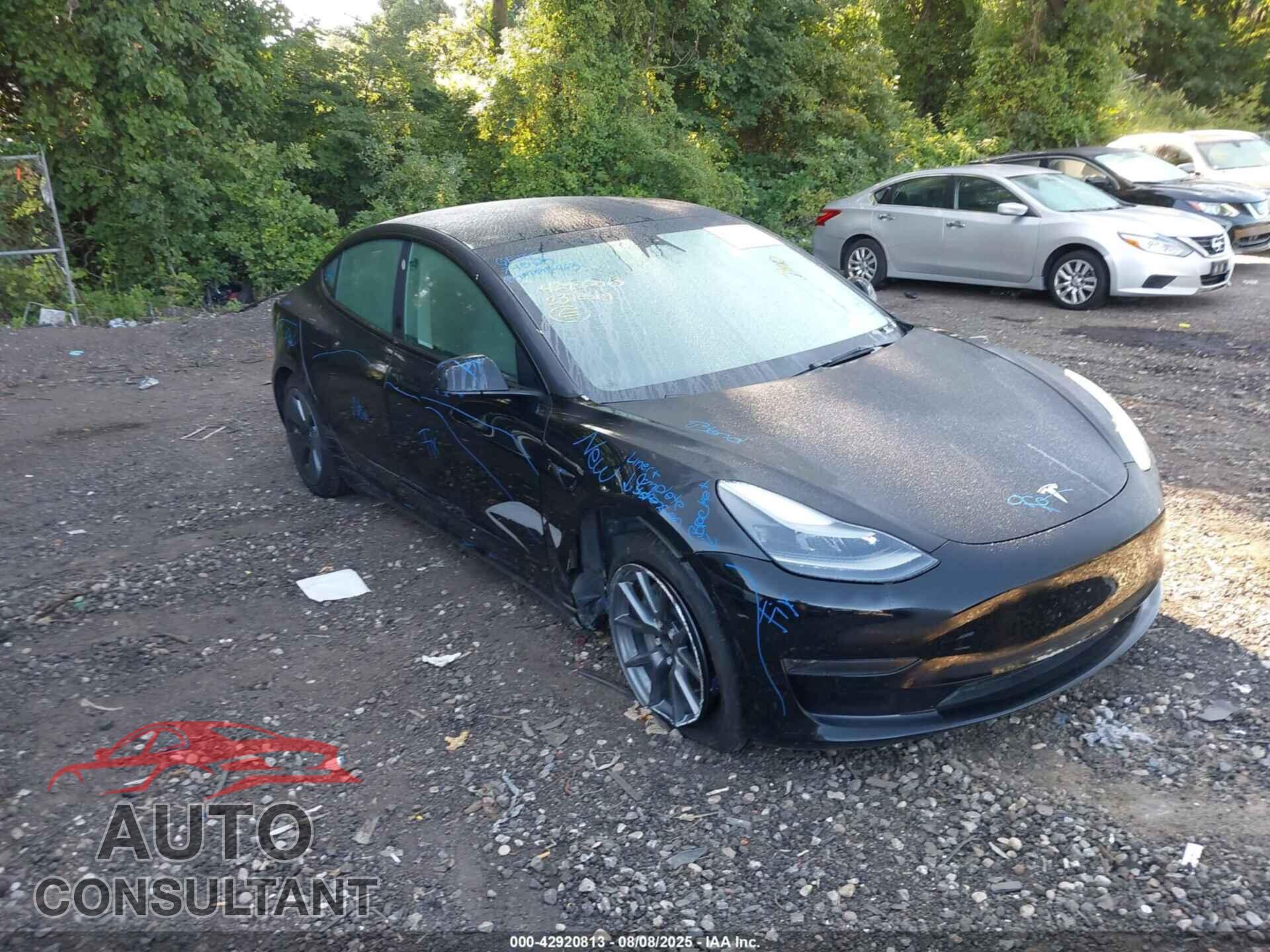 TESLA MODEL 3 2023 - 5YJ3E1EA5PF496897