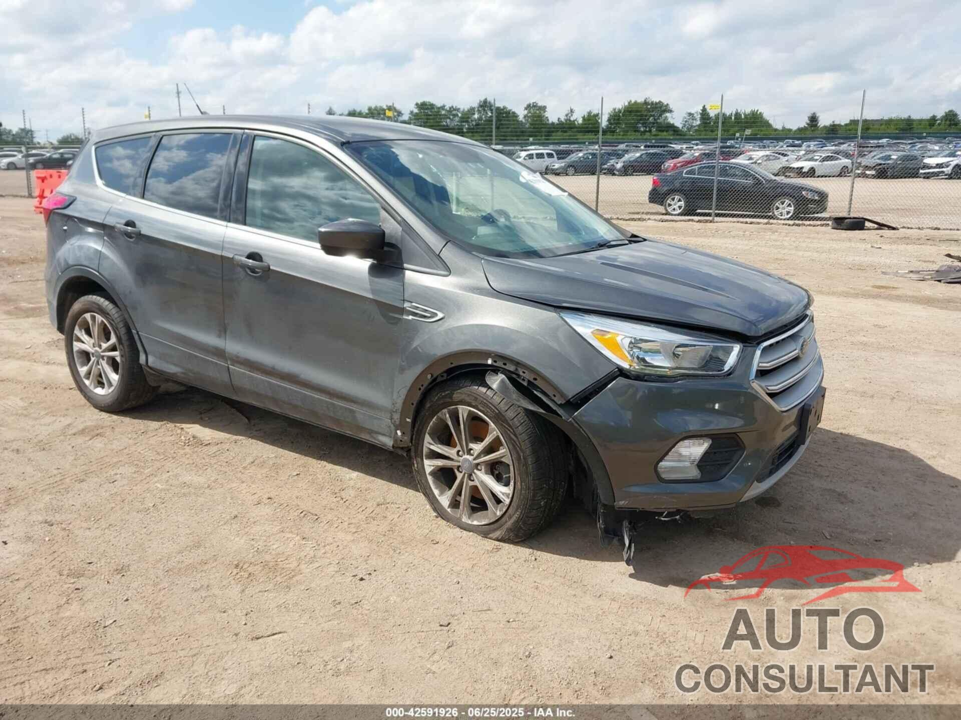 FORD ESCAPE 2019 - 1FMCU9GD6KUA84976