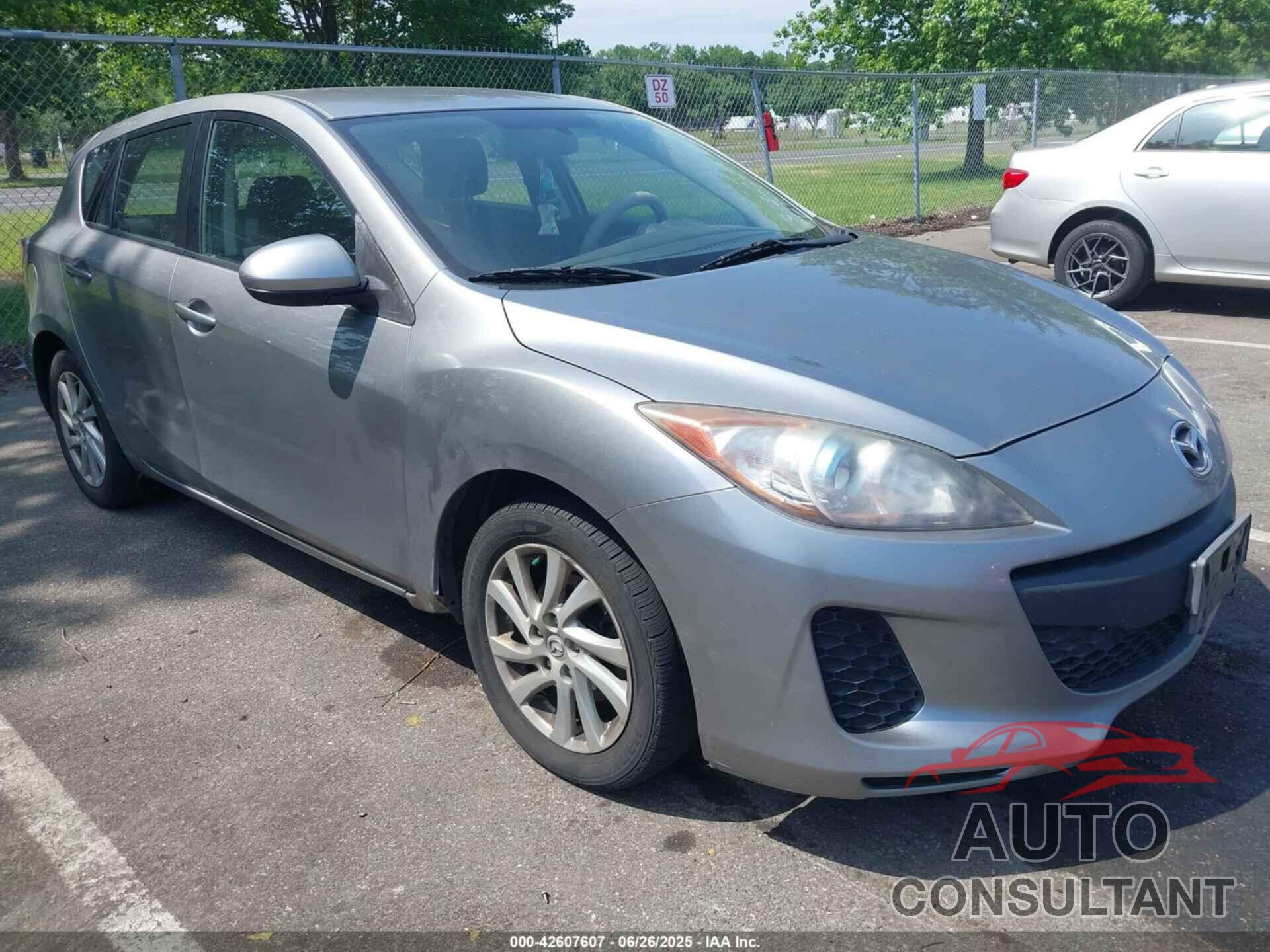 MAZDA MAZDA3 2012 - JM1BL1L88C1611738