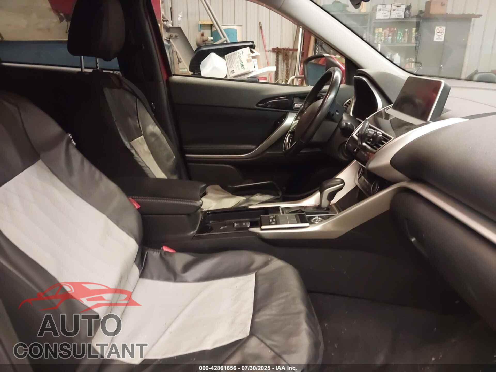 MITSUBISHI ECLIPSE CROSS 2018 - JA4AT5AA4JZ037768