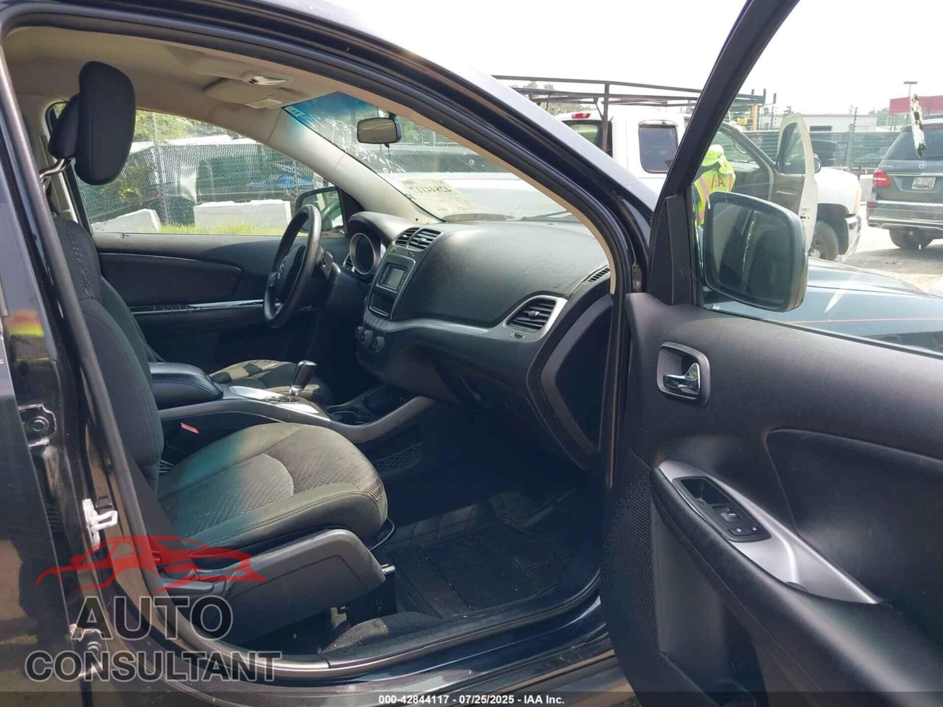 DODGE JOURNEY 2012 - 3C4PDDBG3CT144881