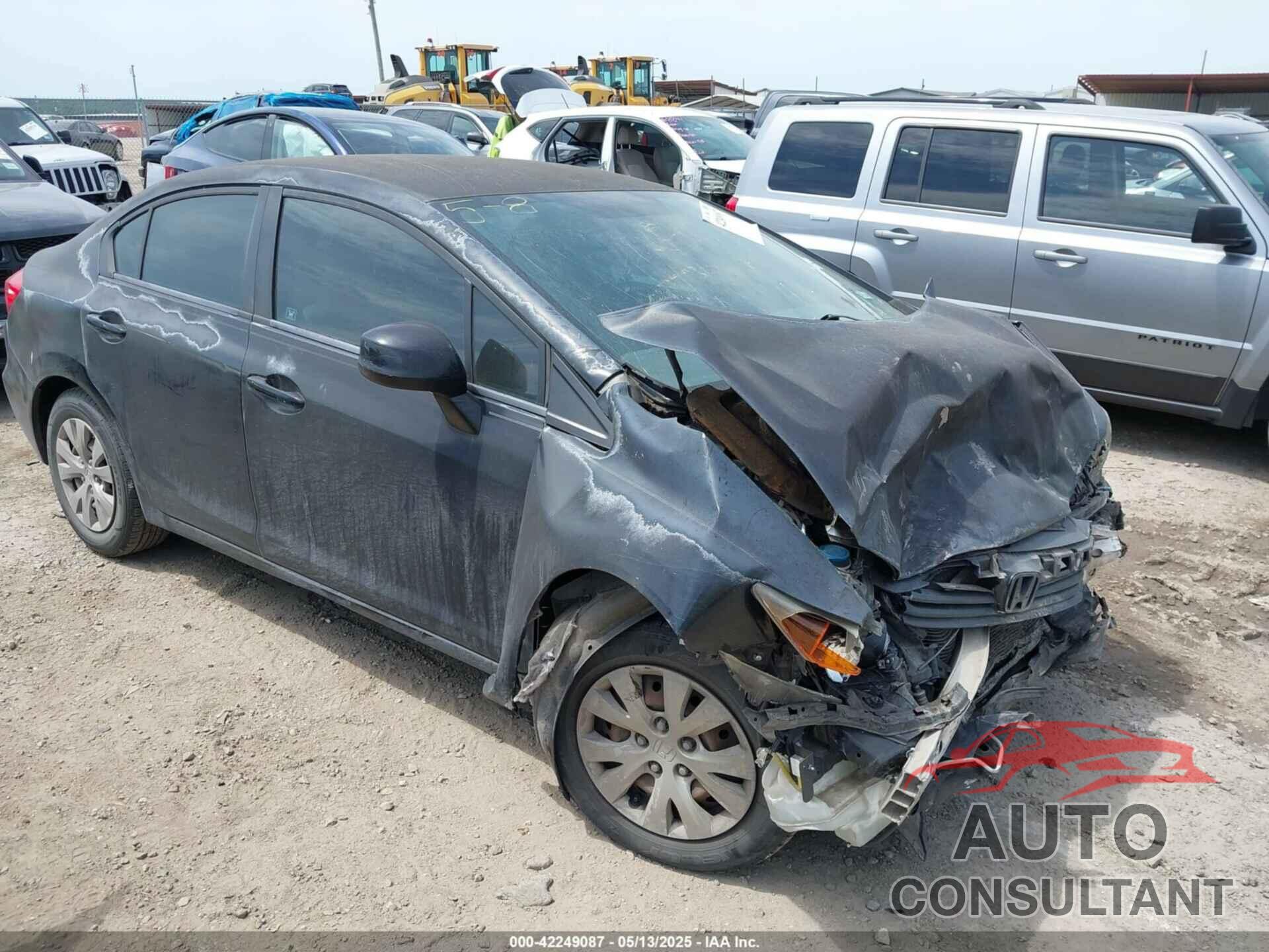 HONDA CIVIC 2012 - 2HGFB2F52CH602466