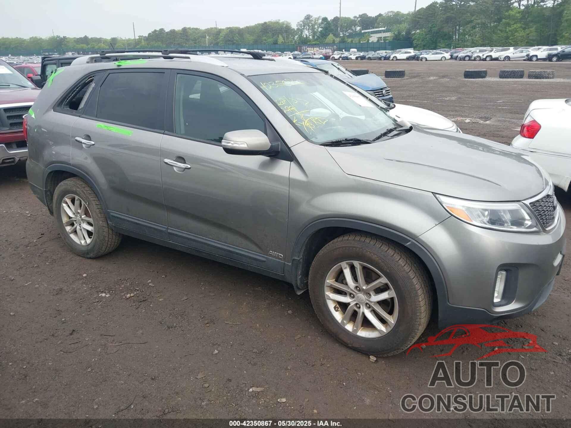 KIA SORENTO 2014 - 5XYKTDA7XEG477409
