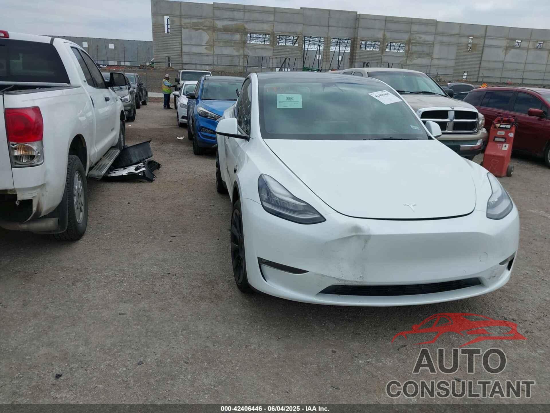 TESLA MODEL Y 2021 - 5YJYGDED4MF181662