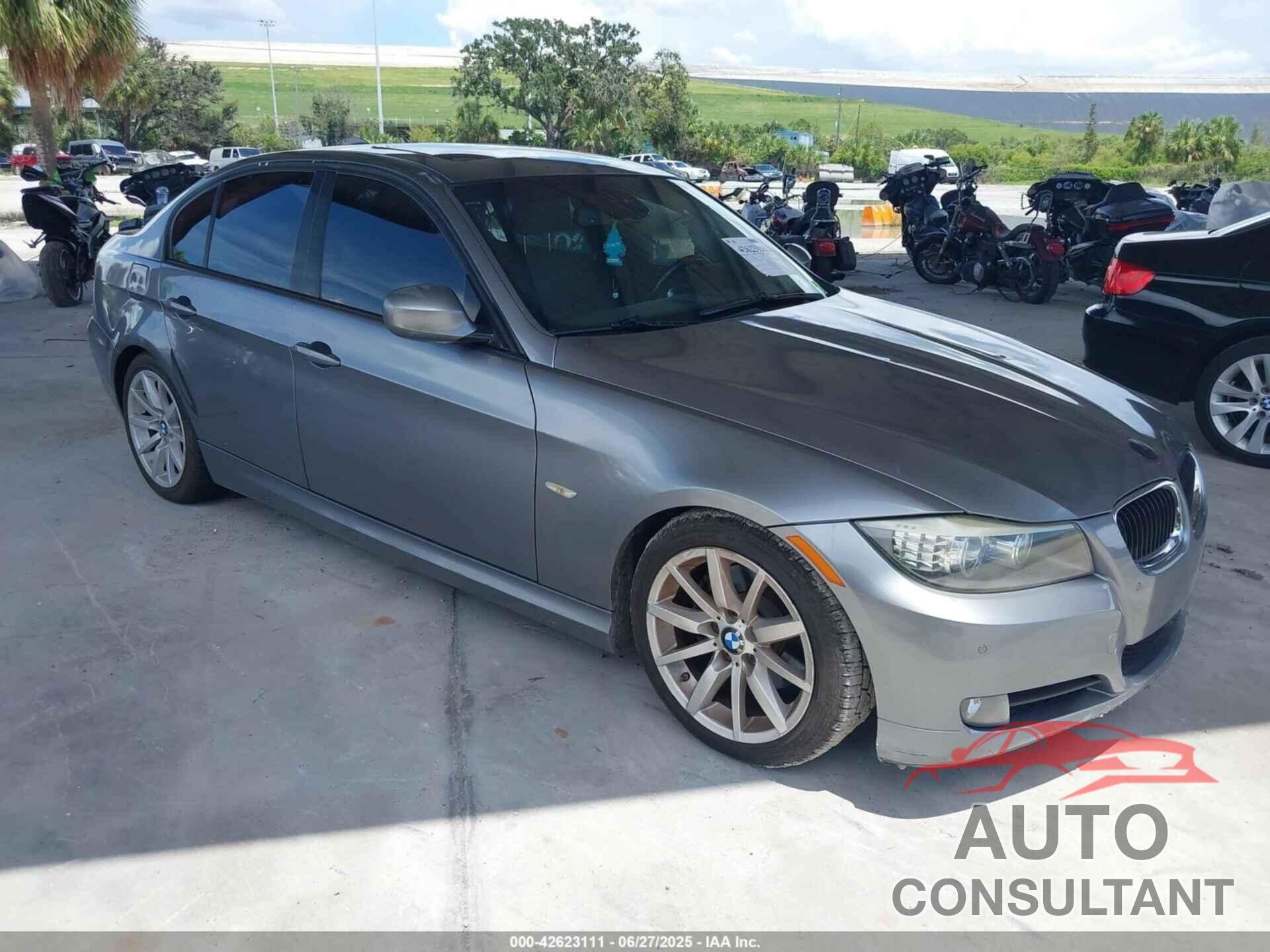 BMW 328I 2009 - WBAPH77549NL85089