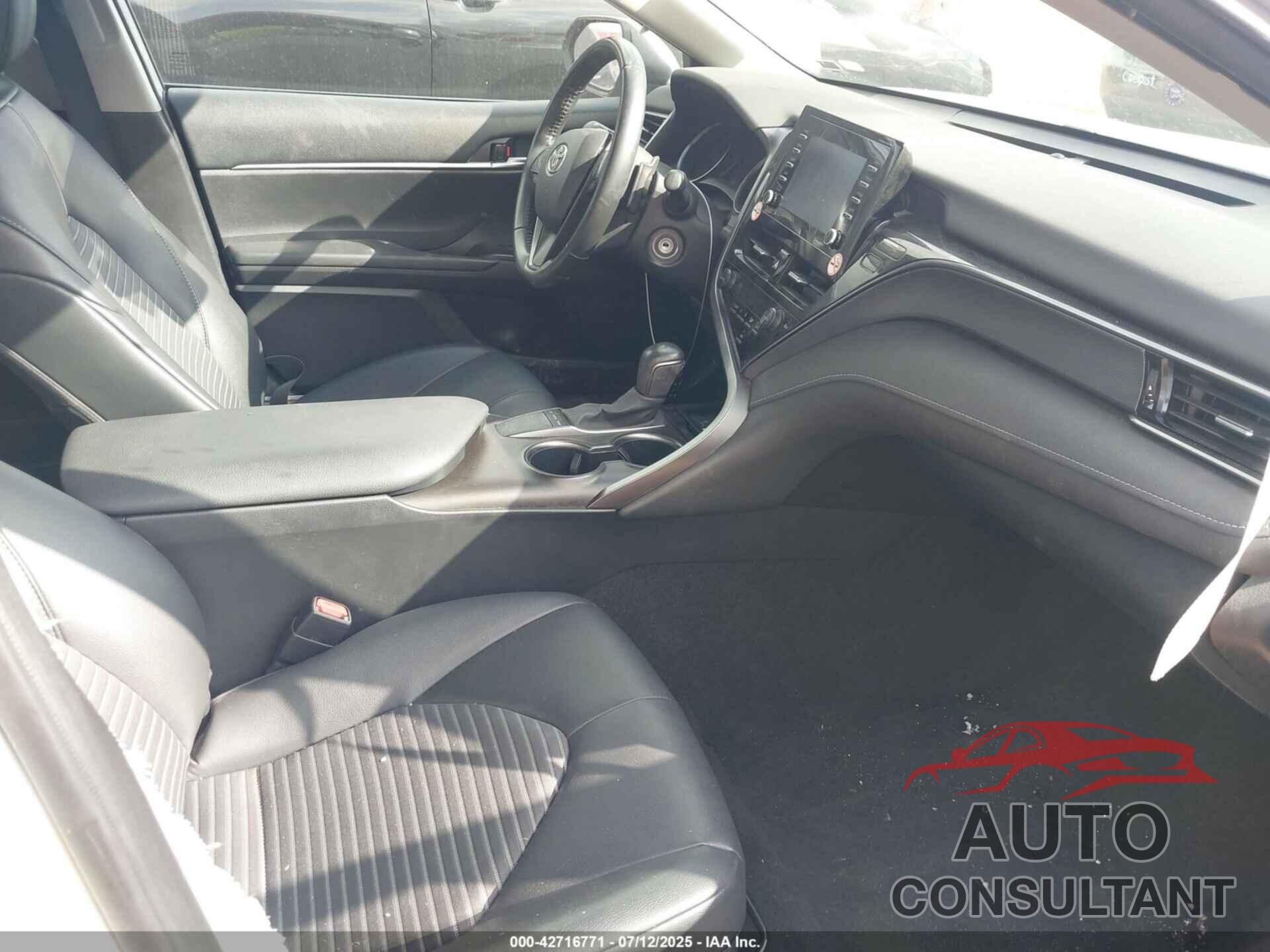 TOYOTA CAMRY 2023 - 4T1G11AKXPU128889