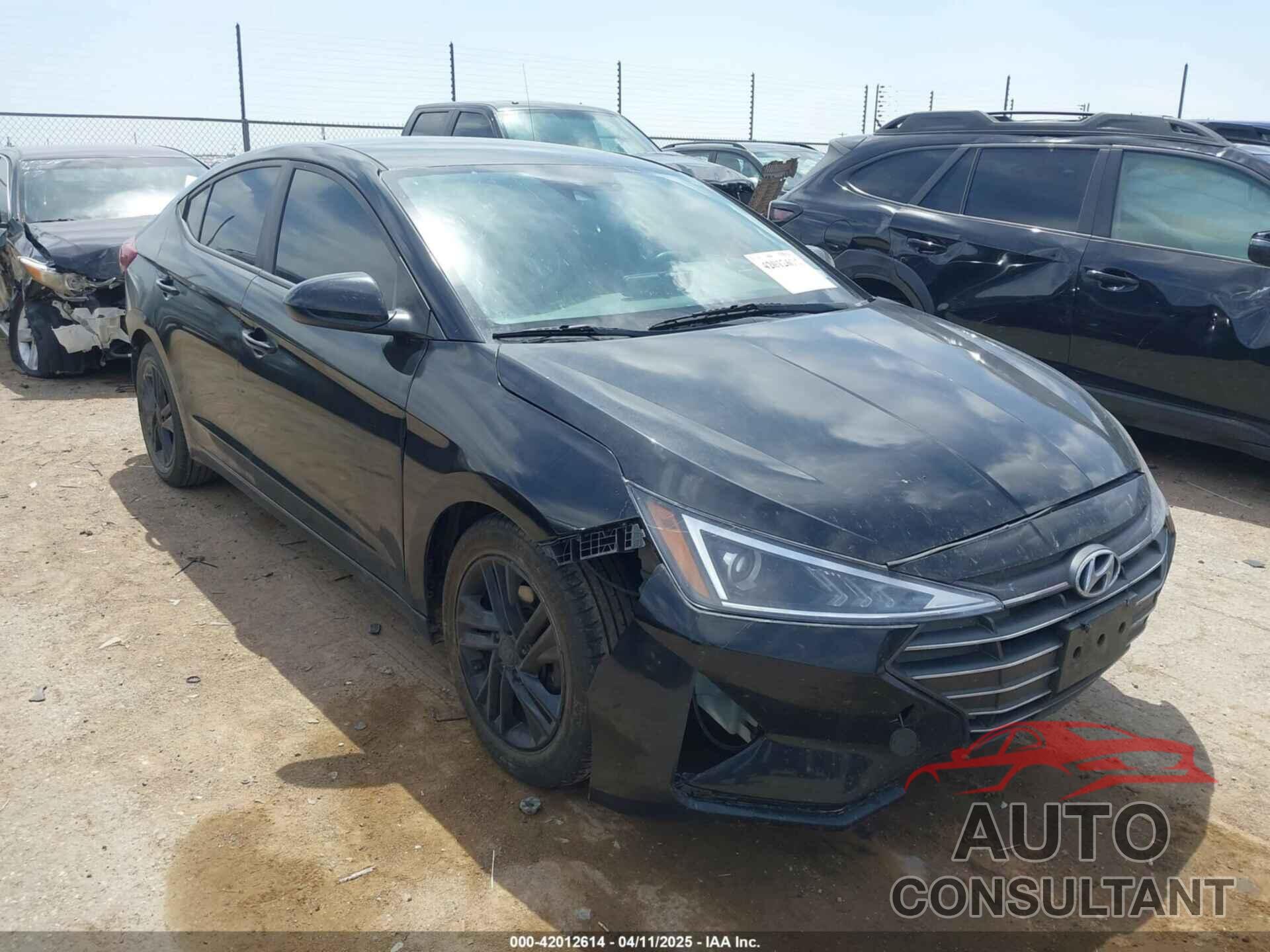 HYUNDAI ELANTRA 2019 - KMHD84LF3KU735791