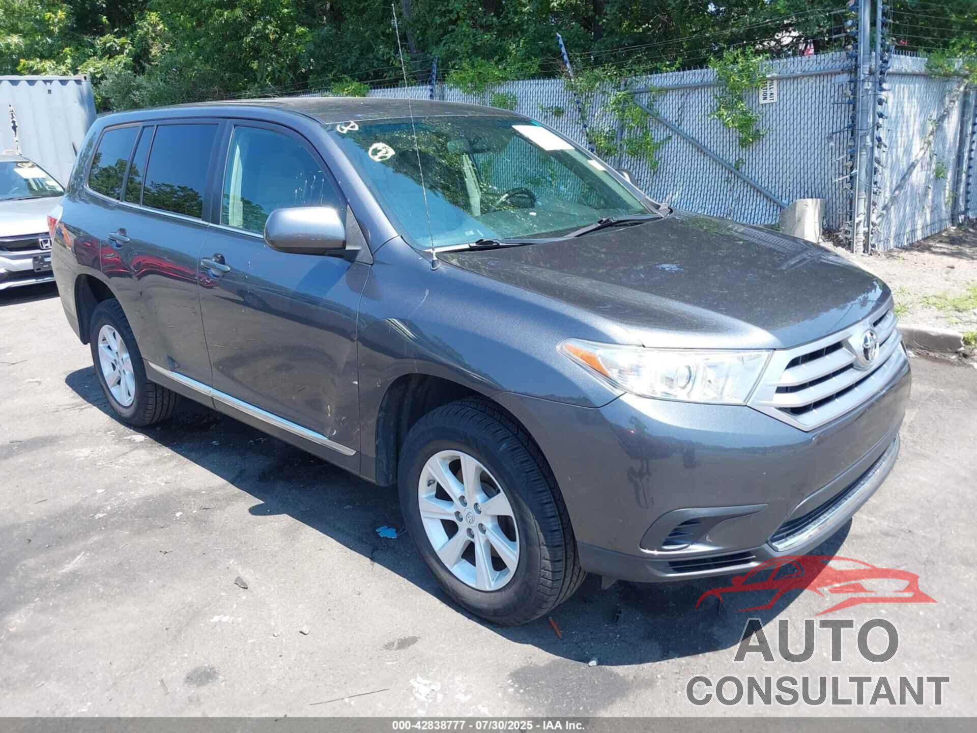 TOYOTA HIGHLANDER 2012 - 5TDBK3EH6CS101046
