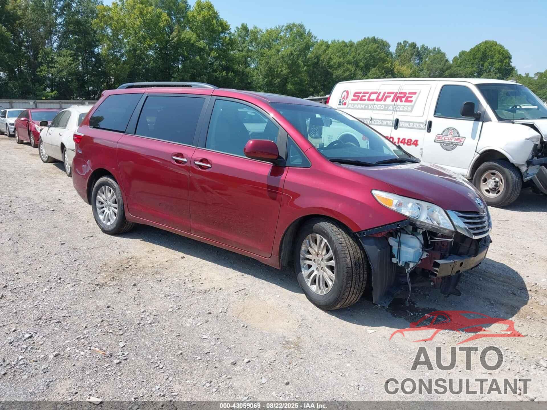 TOYOTA SIENNA 2017 - 5TDYZ3DC0HS853683