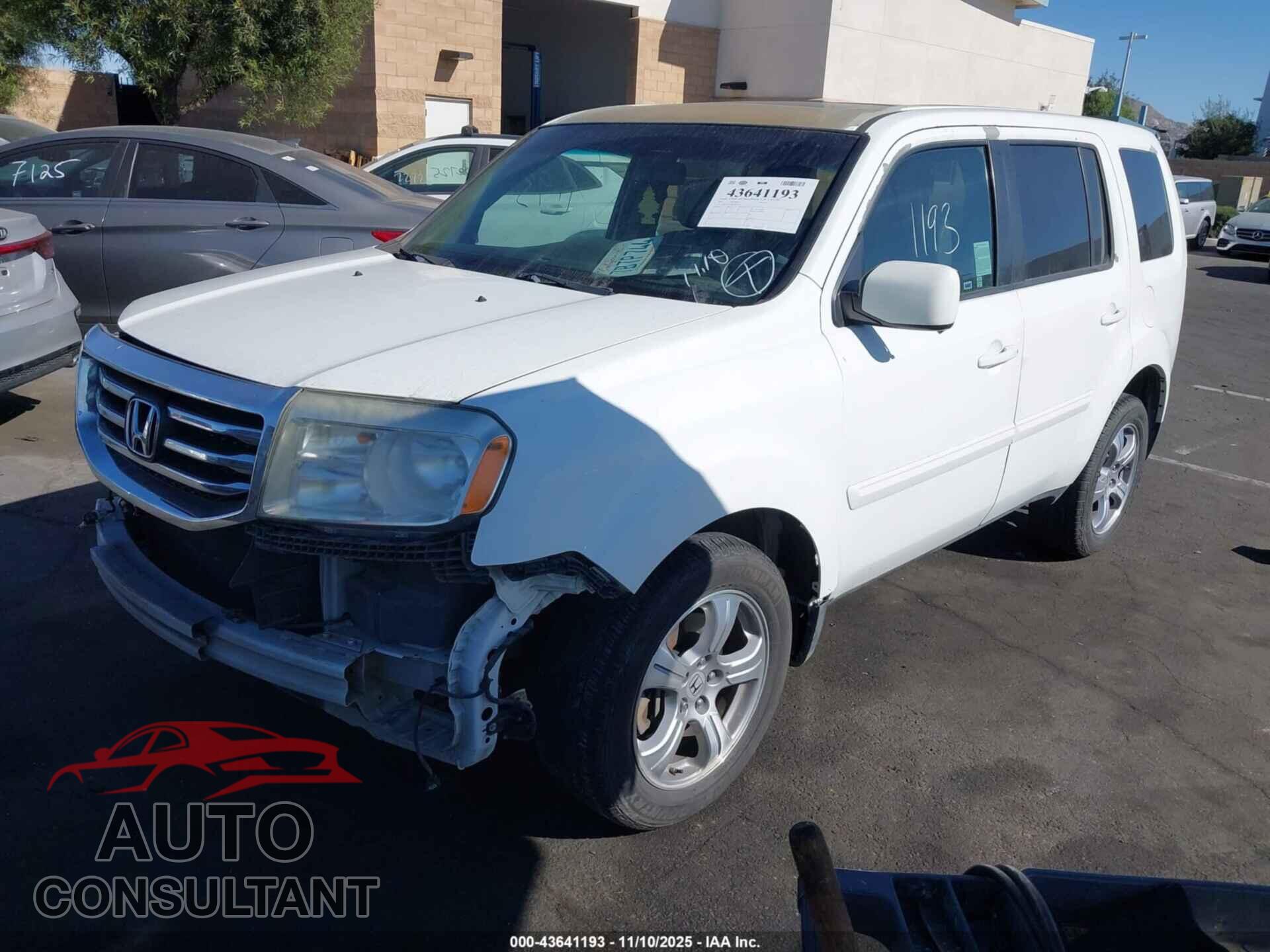 HONDA PILOT 2013 - 5FNYF3H5XDB033100