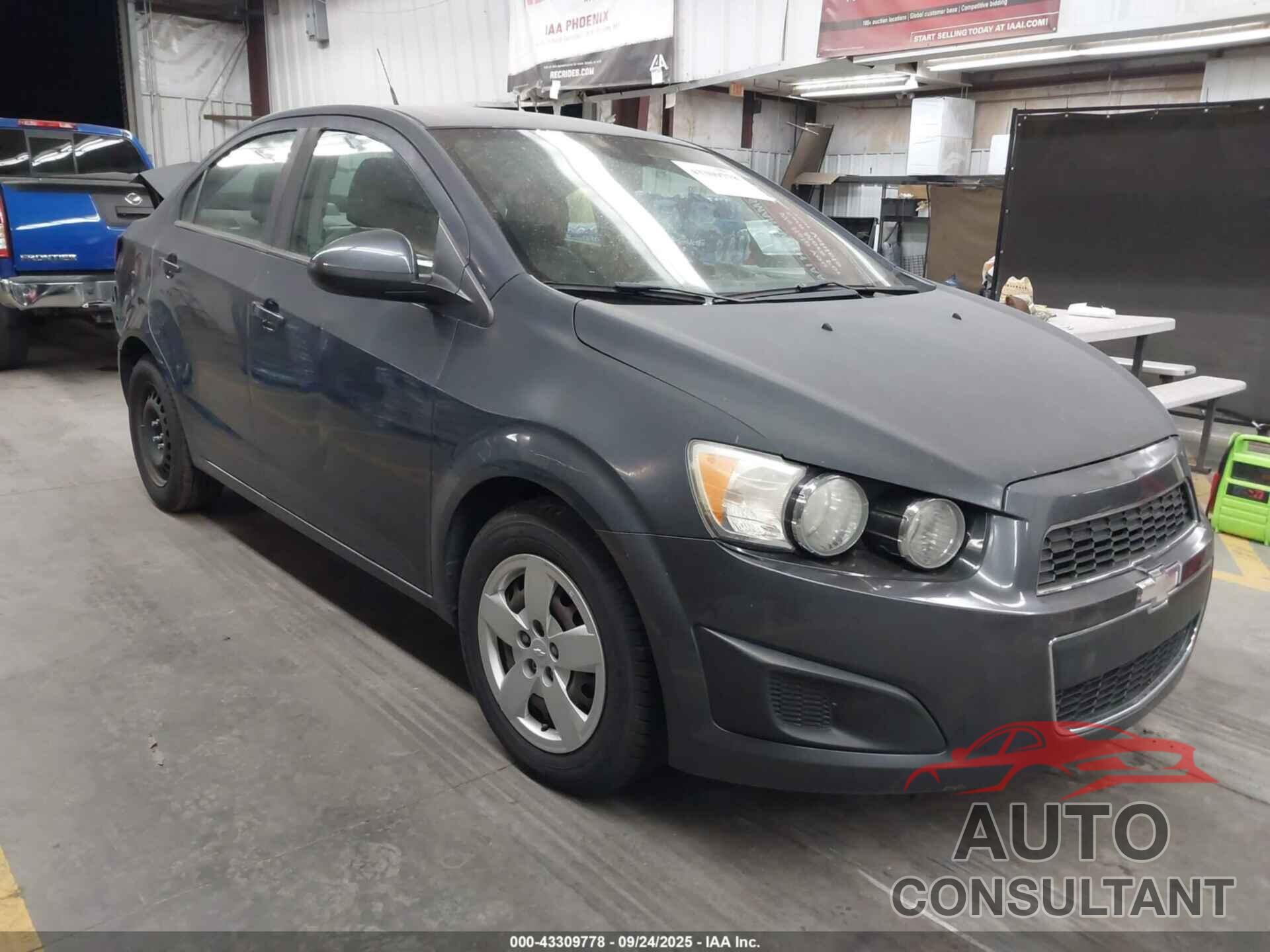 CHEVROLET SONIC 2013 - 1G1JA5SH2D4201956
