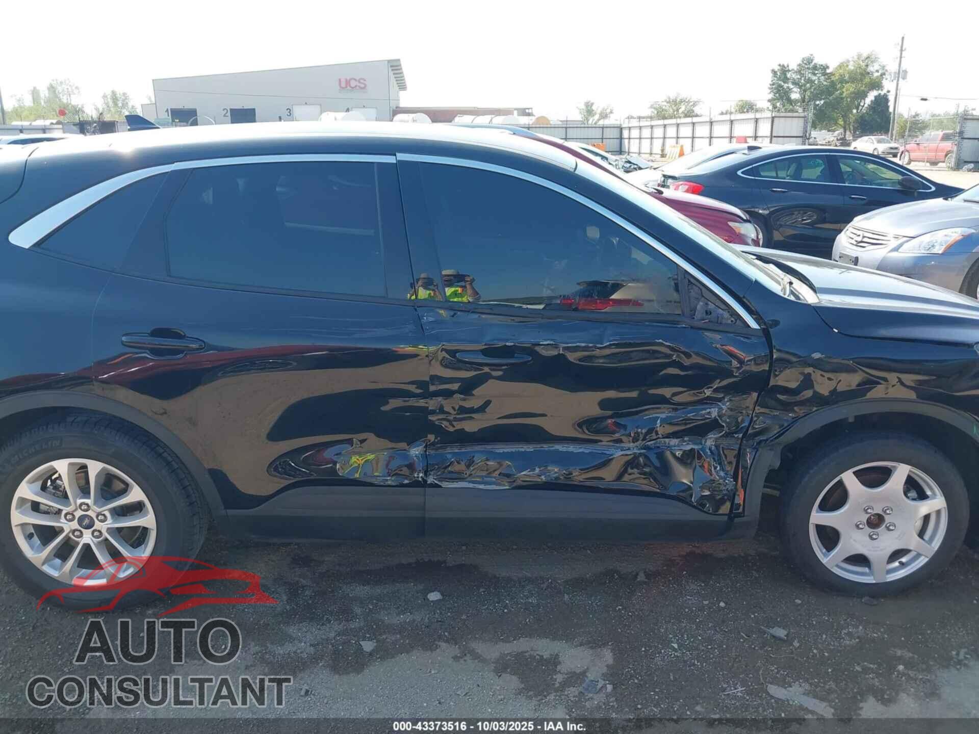 FORD ESCAPE 2020 - 1FMCU0G66LUA54729