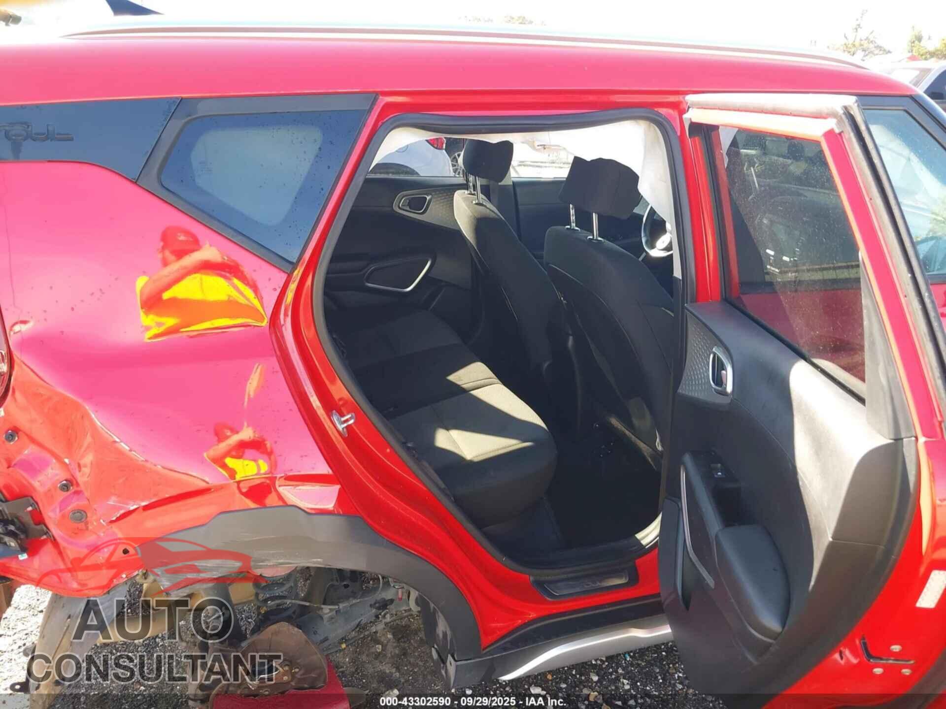 KIA SOUL 2021 - KNDJ23AU5M7753473