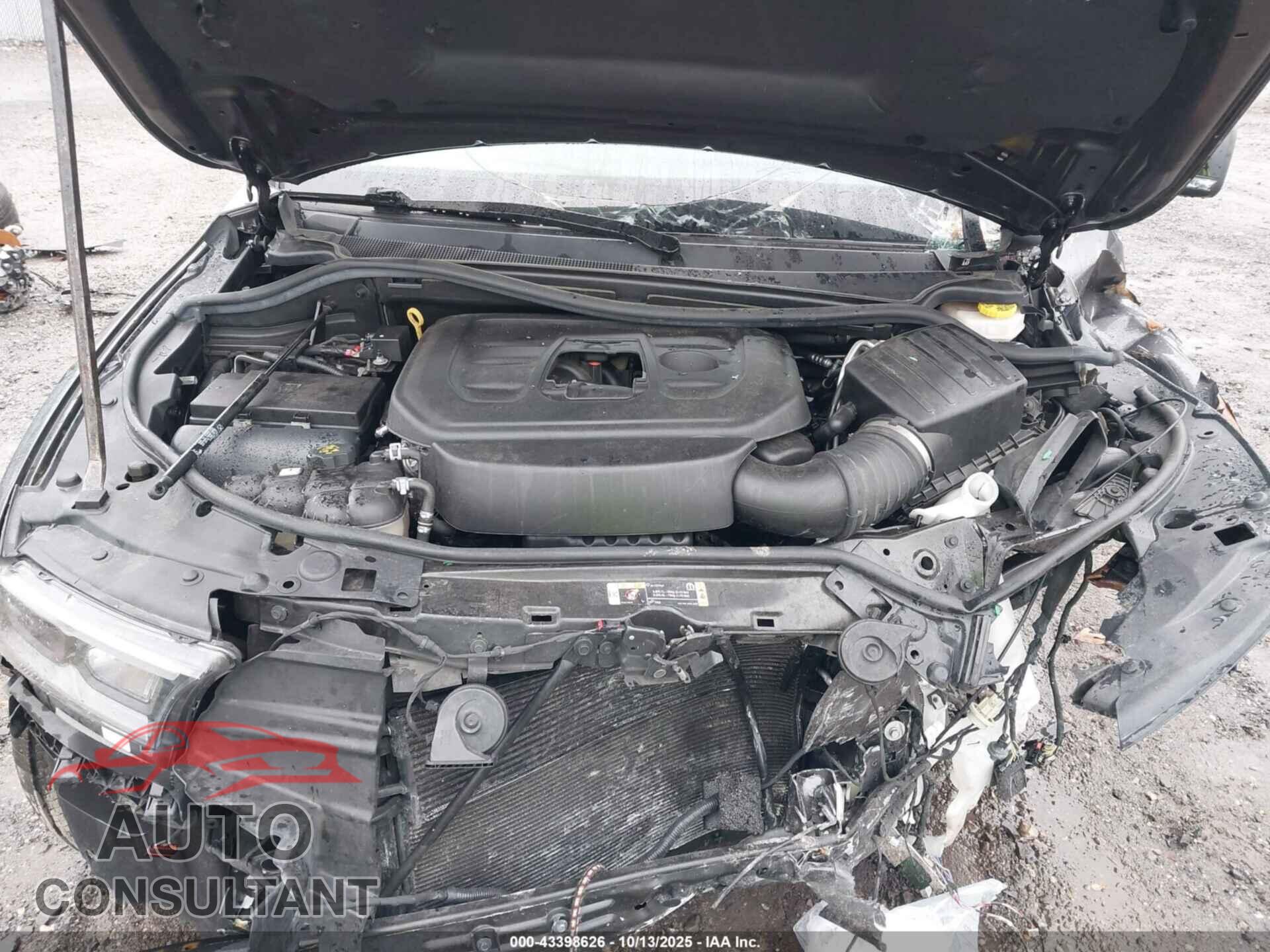 DODGE DURANGO 2021 - 1C4RDJDG5MC663643
