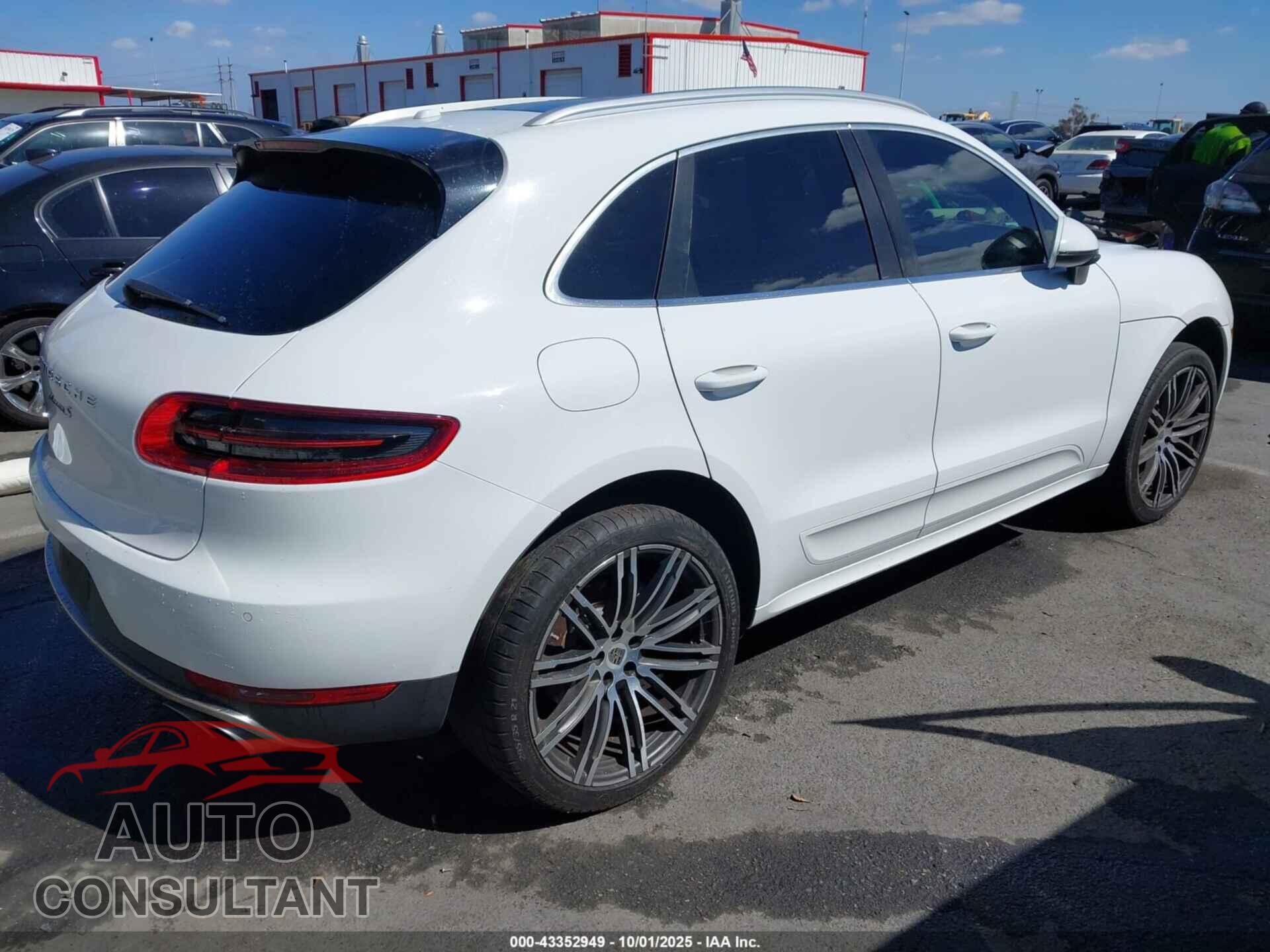 PORSCHE MACAN 2015 - WP1AB2A52FLB51111