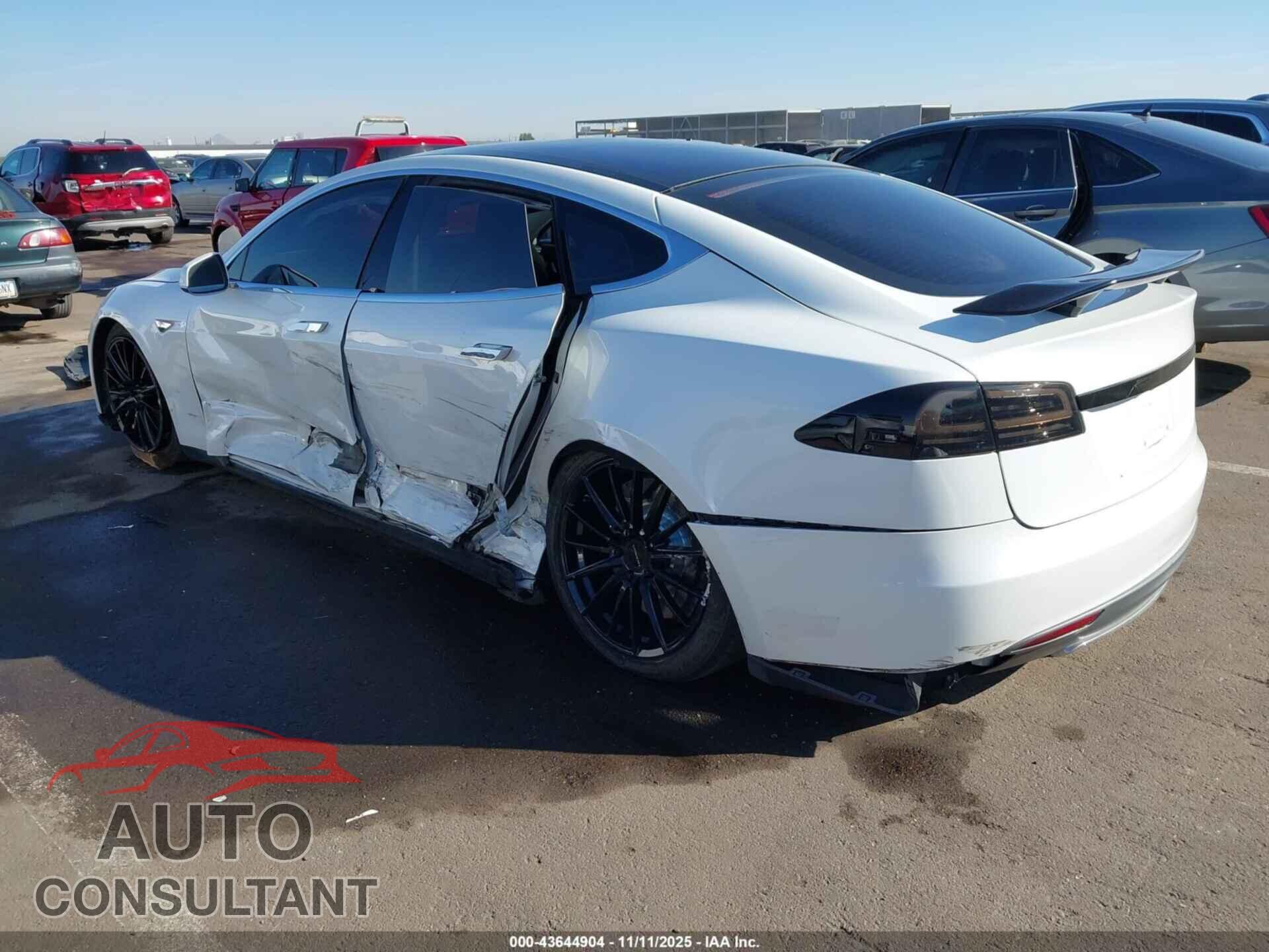 TESLA MODEL S 2012 - 5YJSA1DN6CFS00369