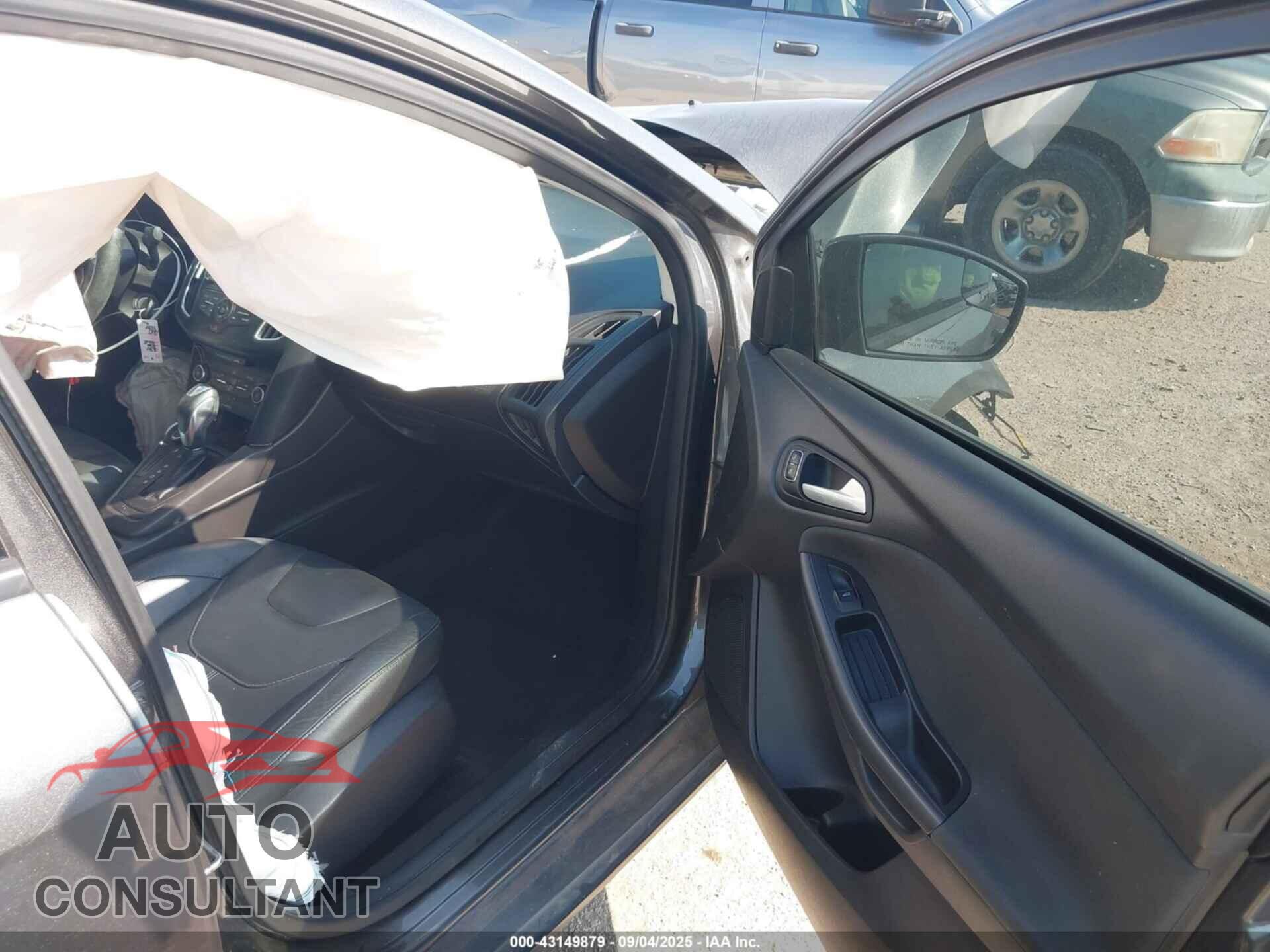 FORD FOCUS 2016 - 1FADP3F26GL267536