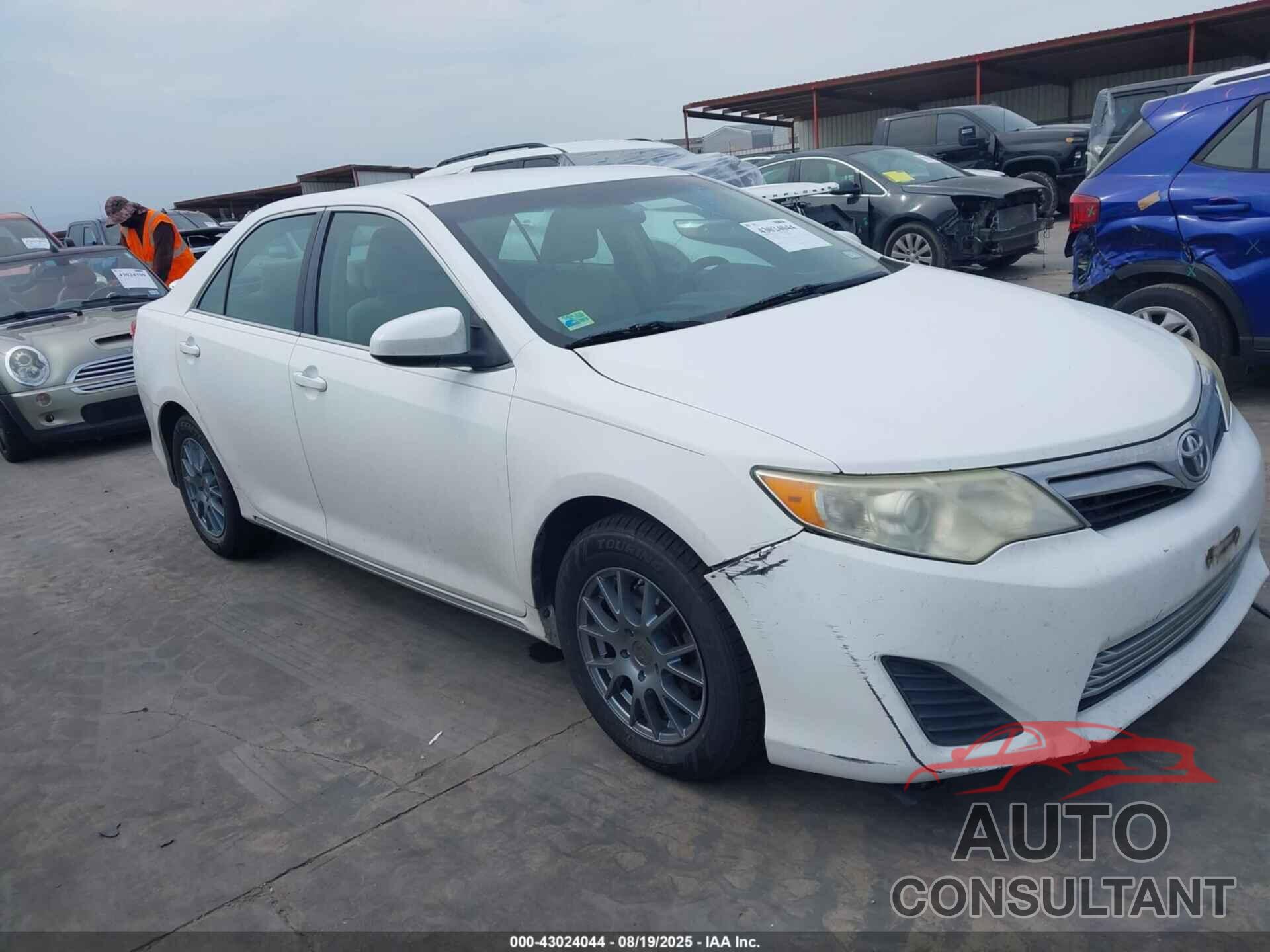 TOYOTA CAMRY 2014 - 4T1BF1FK2EU777460