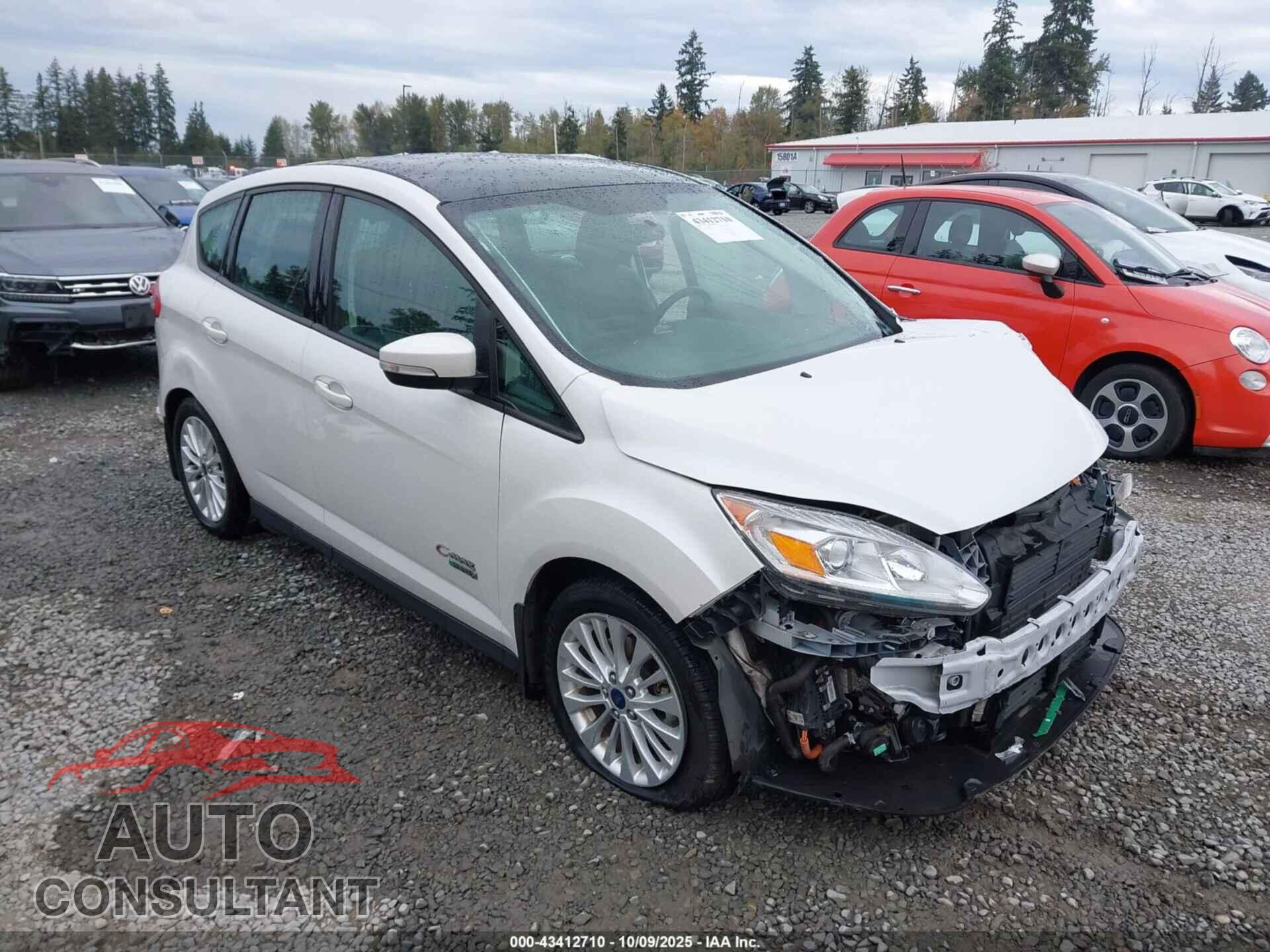 FORD C-MAX ENERGI 2017 - 1FADP5EU3HL108537