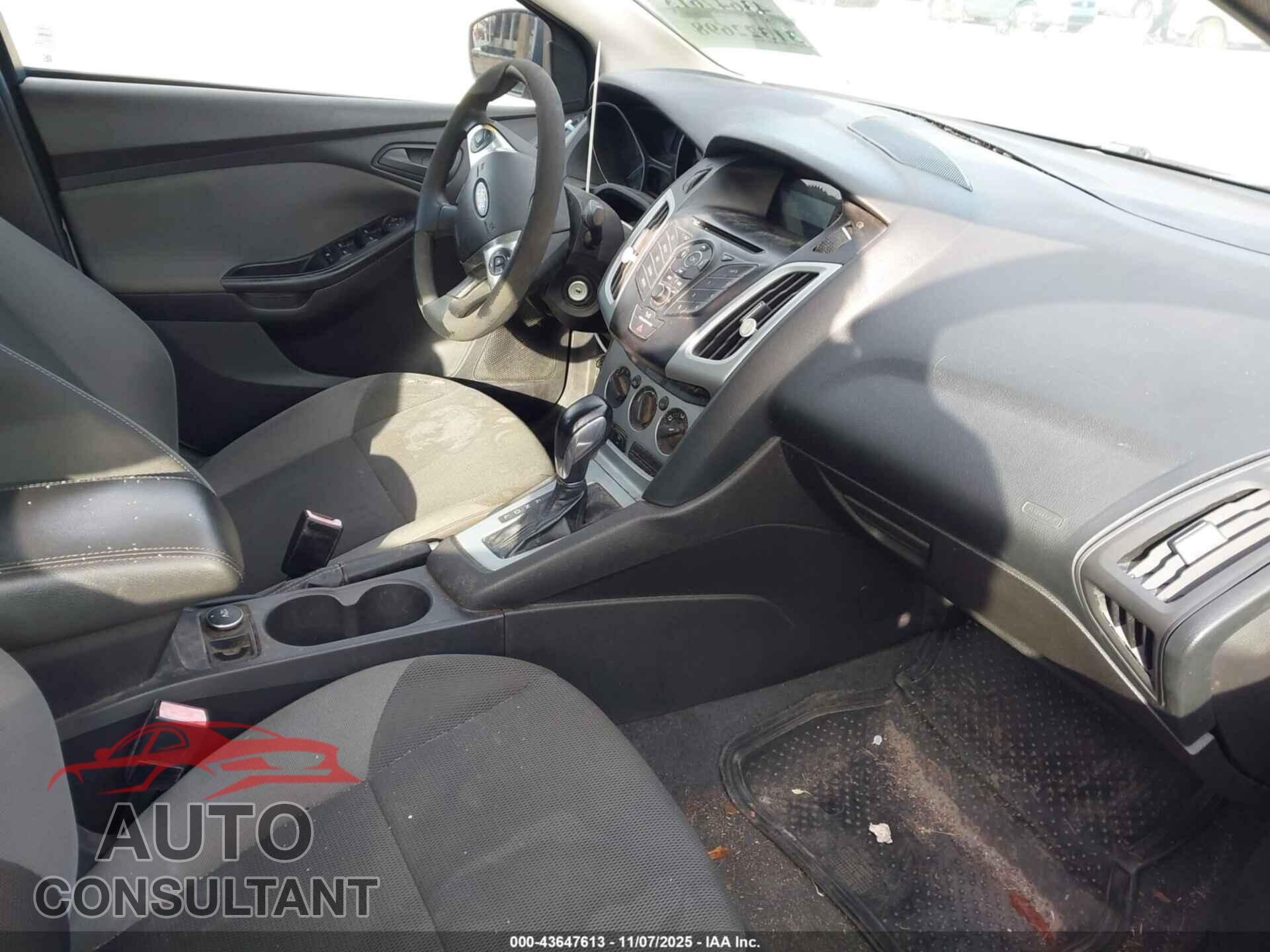 FORD FOCUS 2012 - 1FAHP3F24CL107876