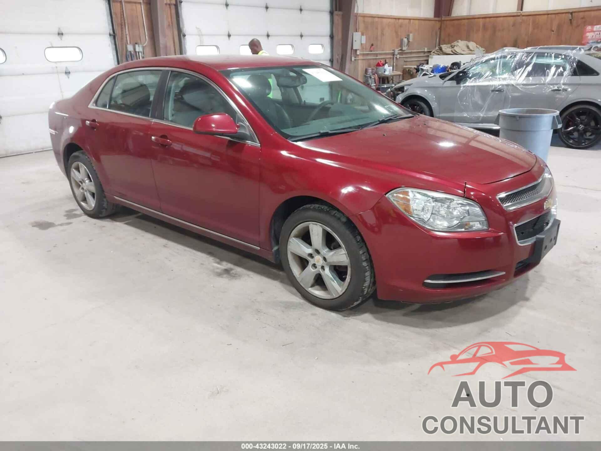 CHEVROLET MALIBU 2011 - 1G1ZD5E12BF316938