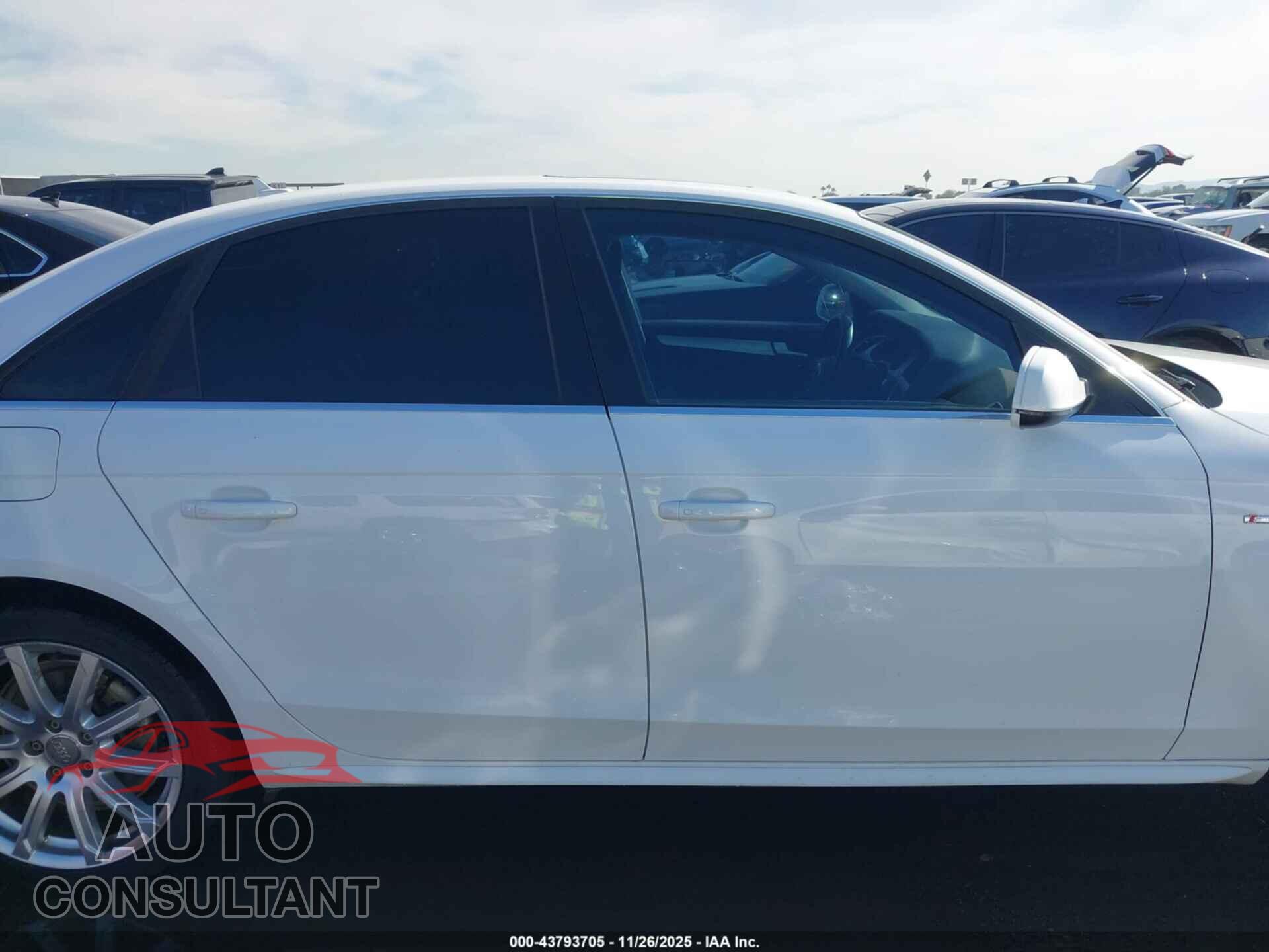 AUDI A4 2012 - WAUEFAFL1CA119862