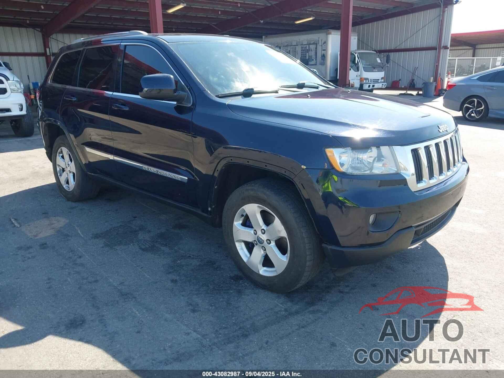 JEEP GRAND CHEROKEE 2011 - 1J4RR4GT9BC702494