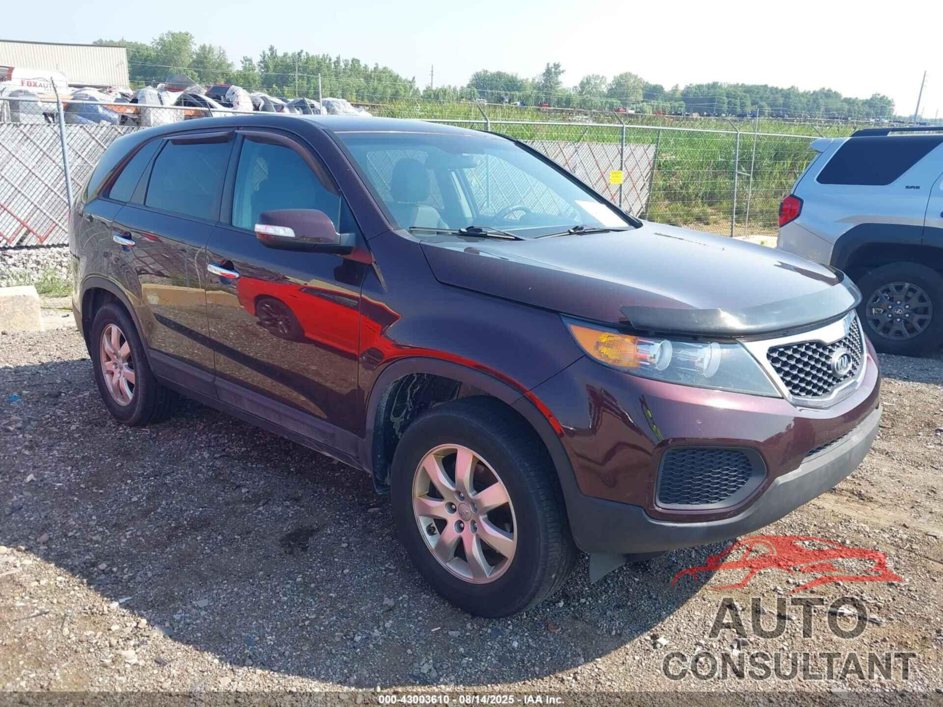 KIA SORENTO 2012 - 5XYKT3A17CG296934