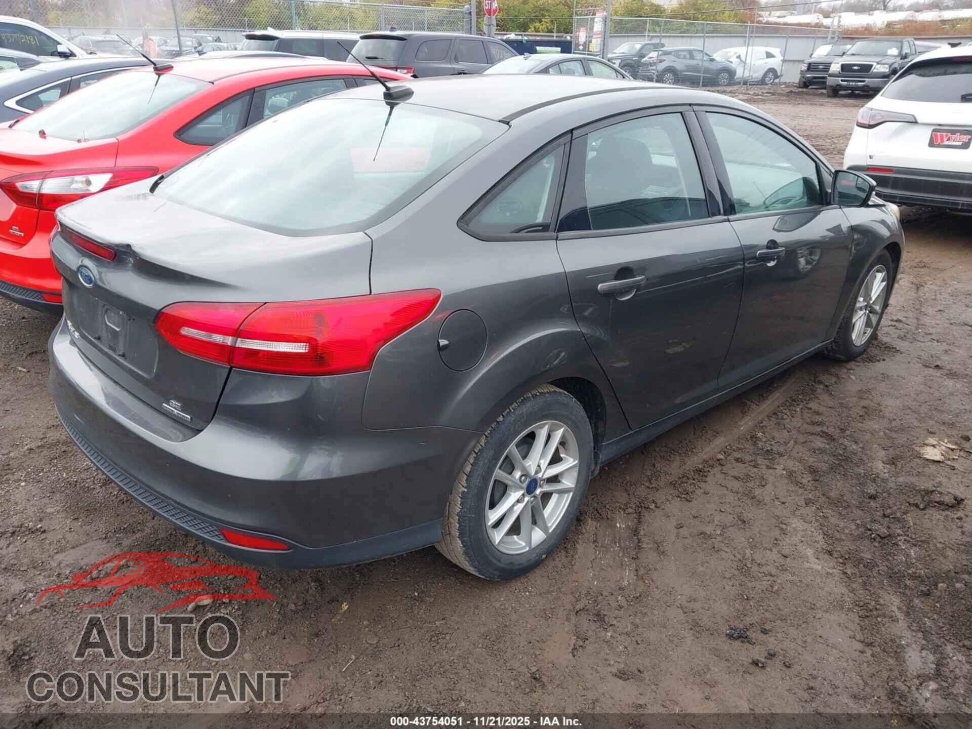 FORD FOCUS 2016 - 1FADP3F23GL217564