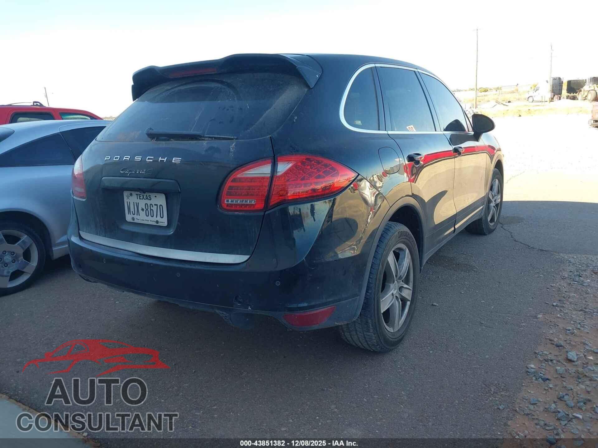 PORSCHE CAYENNE 2012 - WP1AB2A26CLA41700