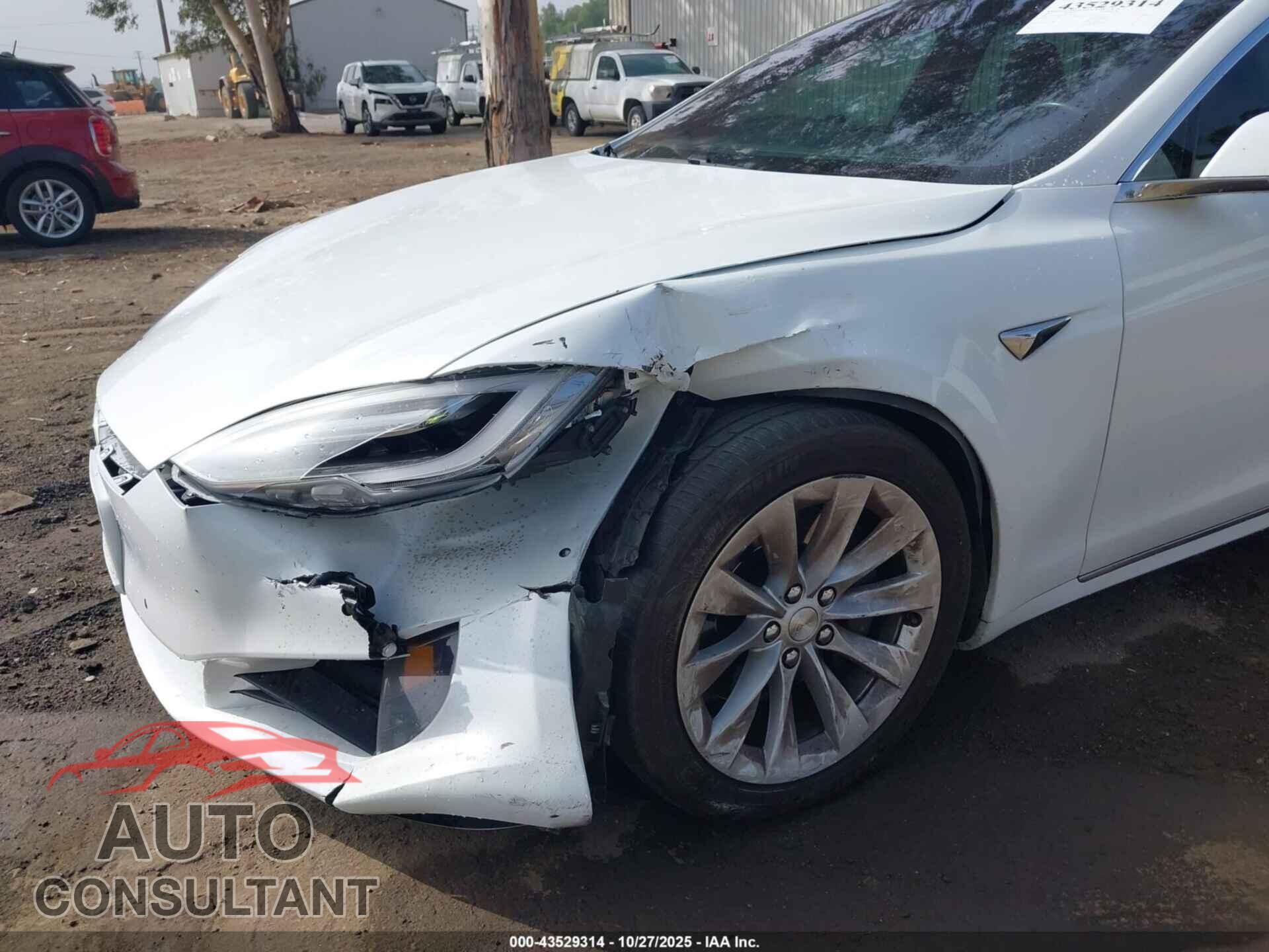 TESLA MODEL S 2017 - 5YJSA1E17HF176375