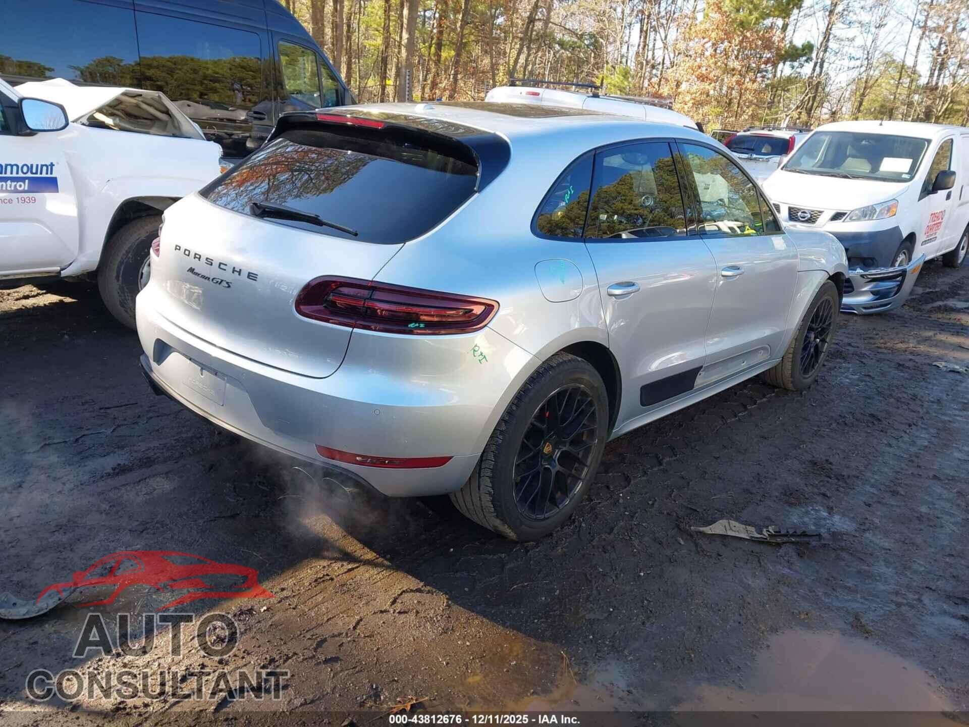 PORSCHE MACAN 2017 - WP1AG2A51HLB55882
