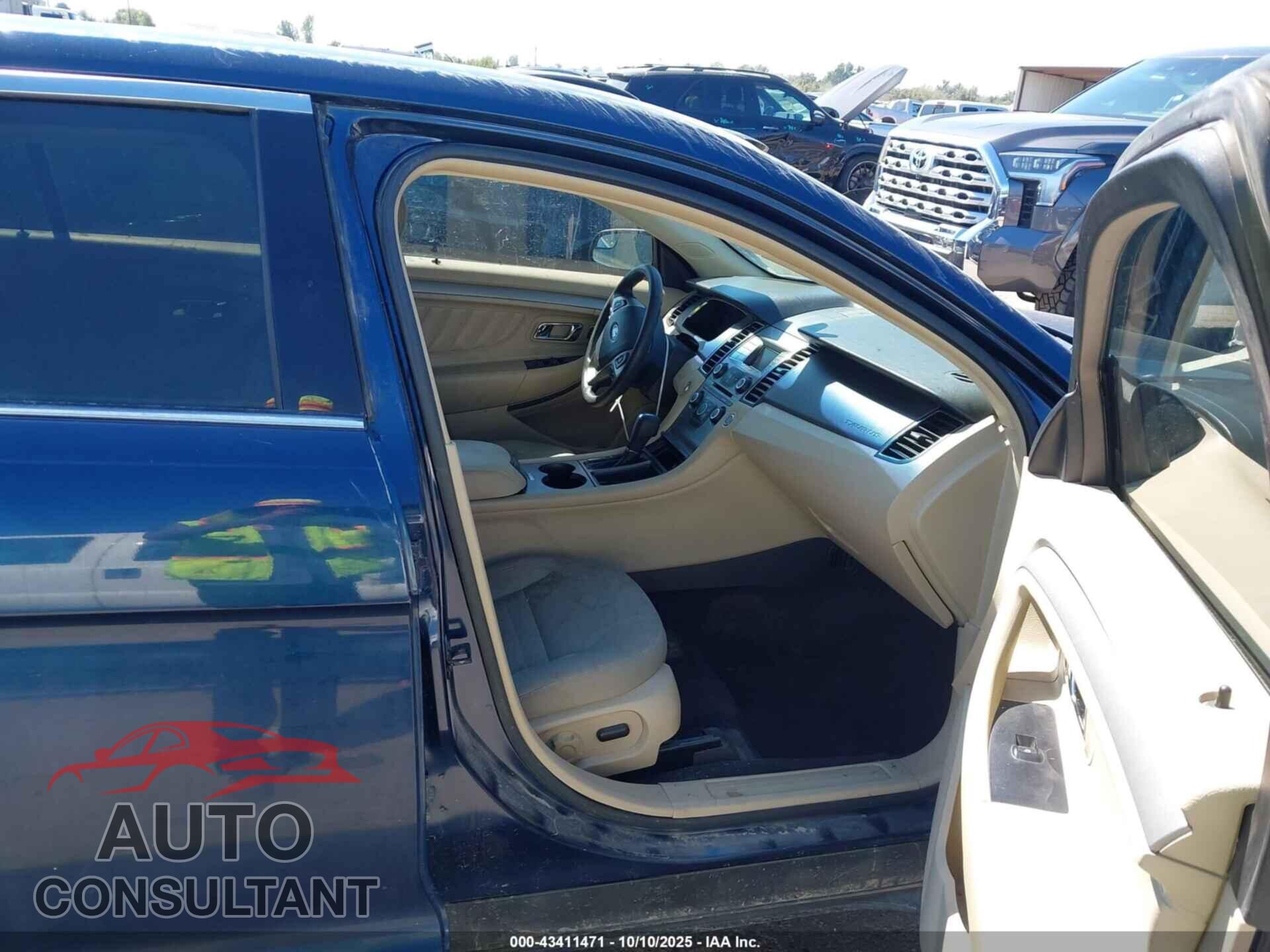 FORD TAURUS 2017 - 1FAHP2D89HG143404