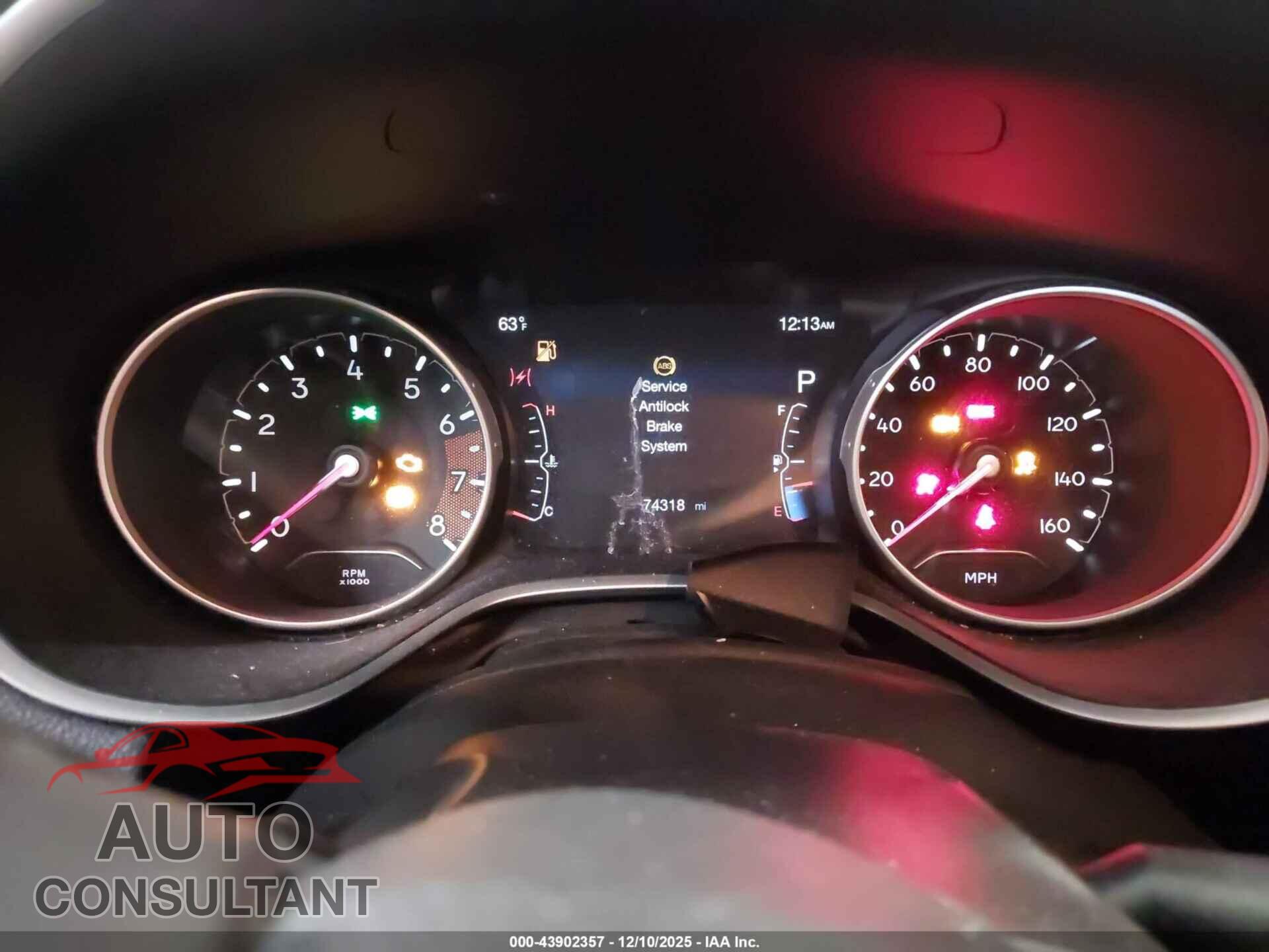 JEEP COMPASS 2018 - 3C4NJDBB4JT342547