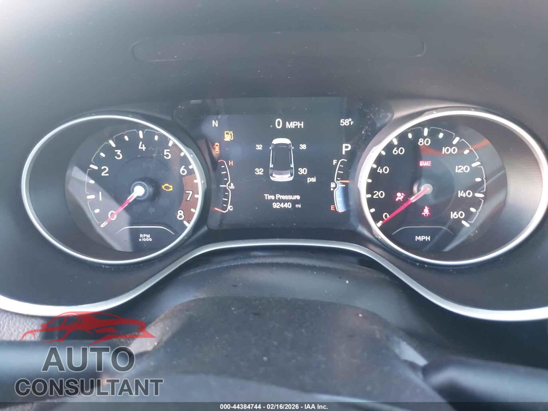 JEEP COMPASS 2018 - 3C4NJDCB4JT372906