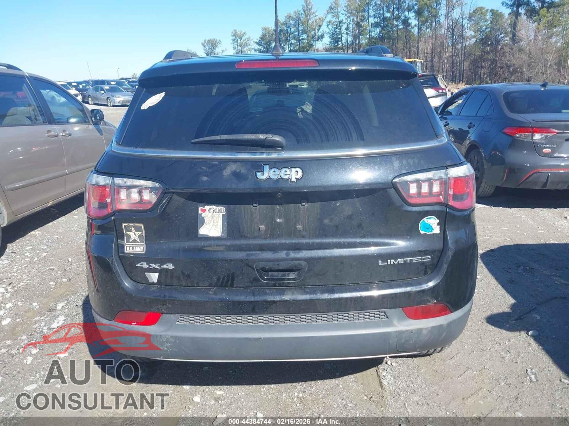 JEEP COMPASS 2018 - 3C4NJDCB4JT372906
