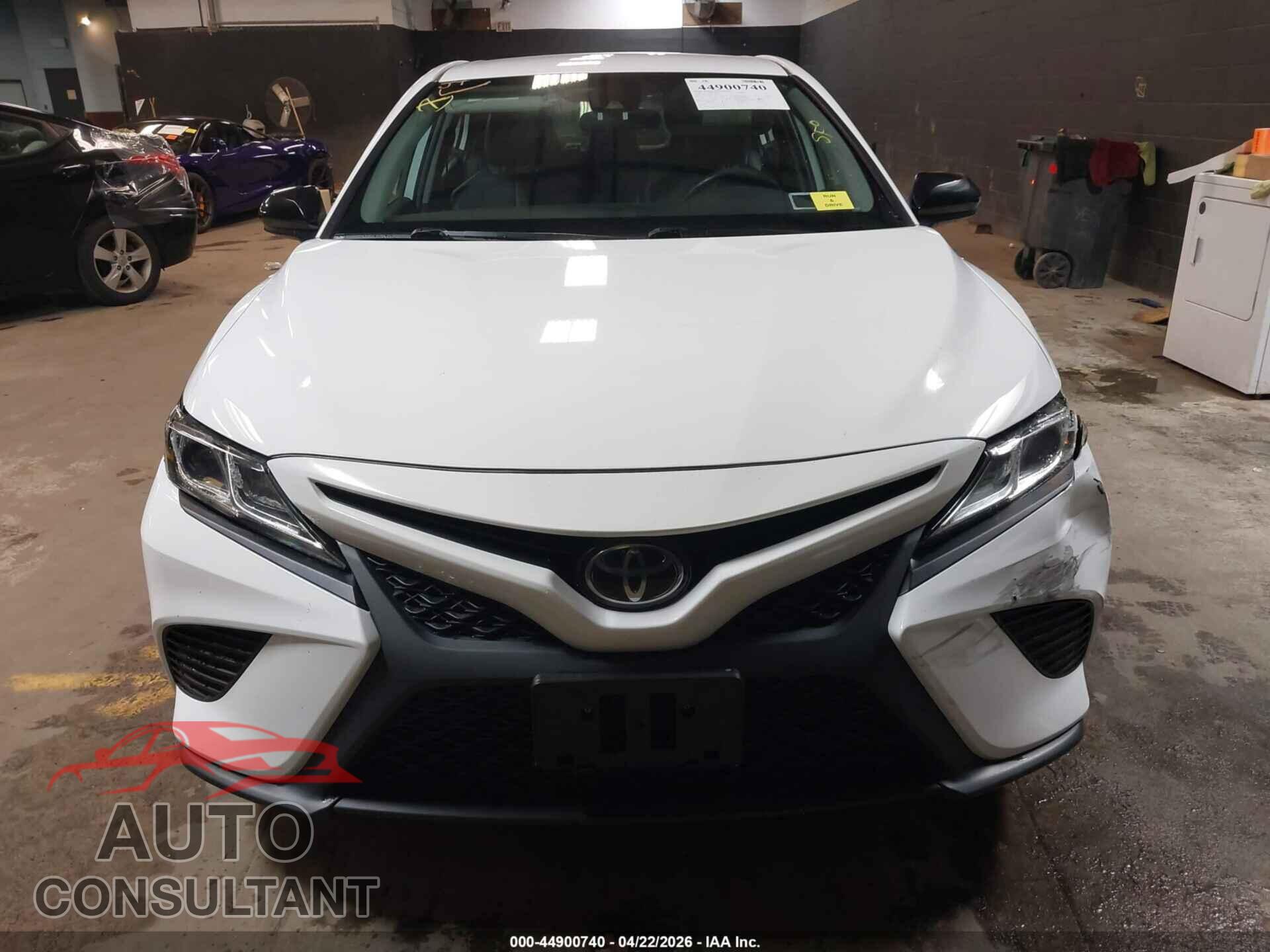 TOYOTA CAMRY 2020 - 4T1G11AK4LU347311