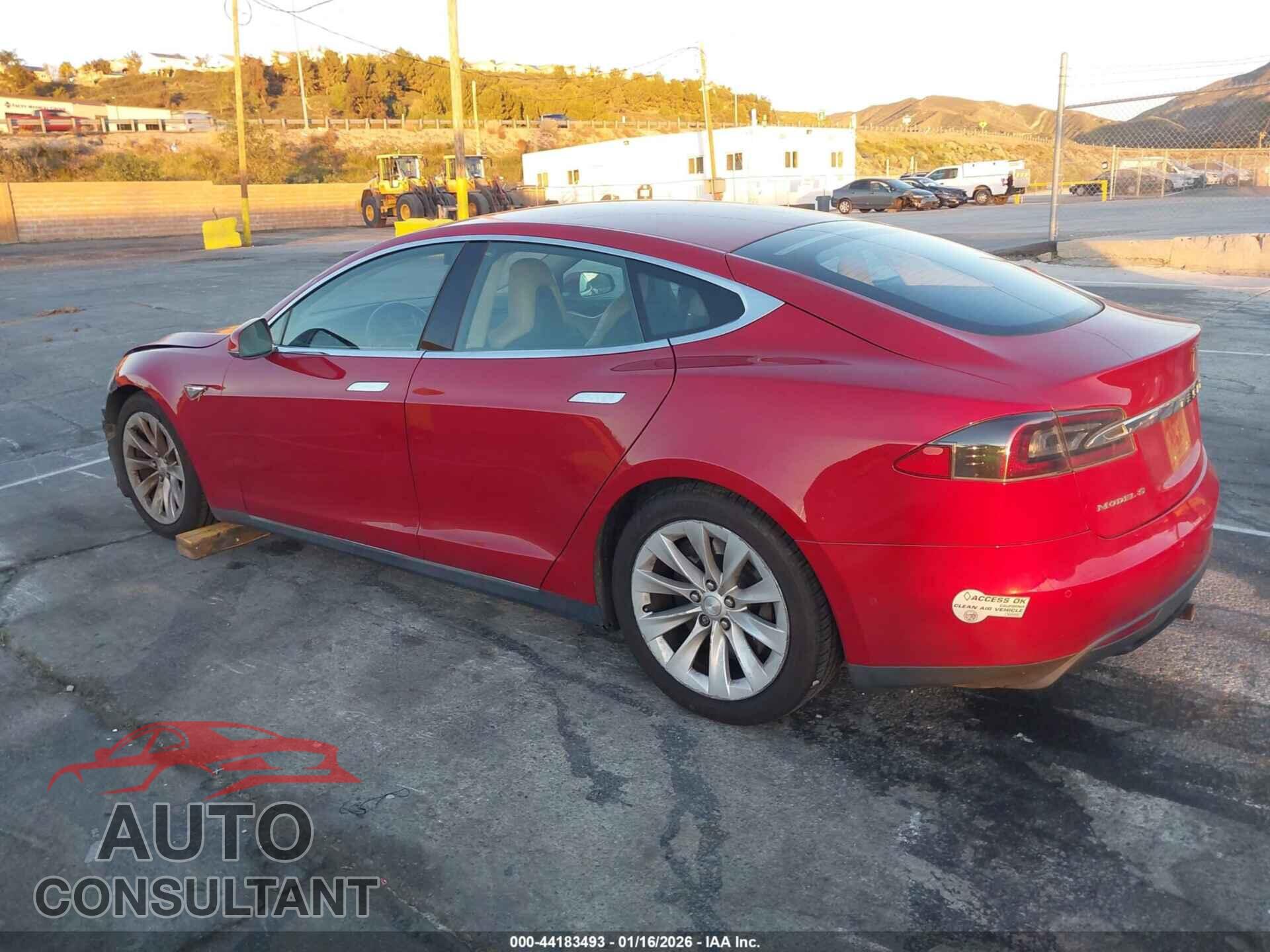 TESLA MODEL S 2016 - 5YJSA1E2XGF133964