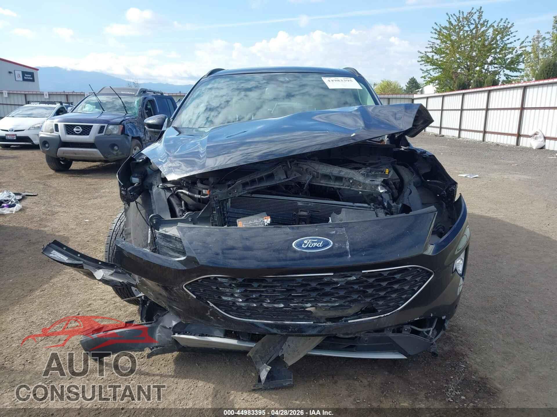 FORD ESCAPE 2020 - 1FMCU9J99LUA15155