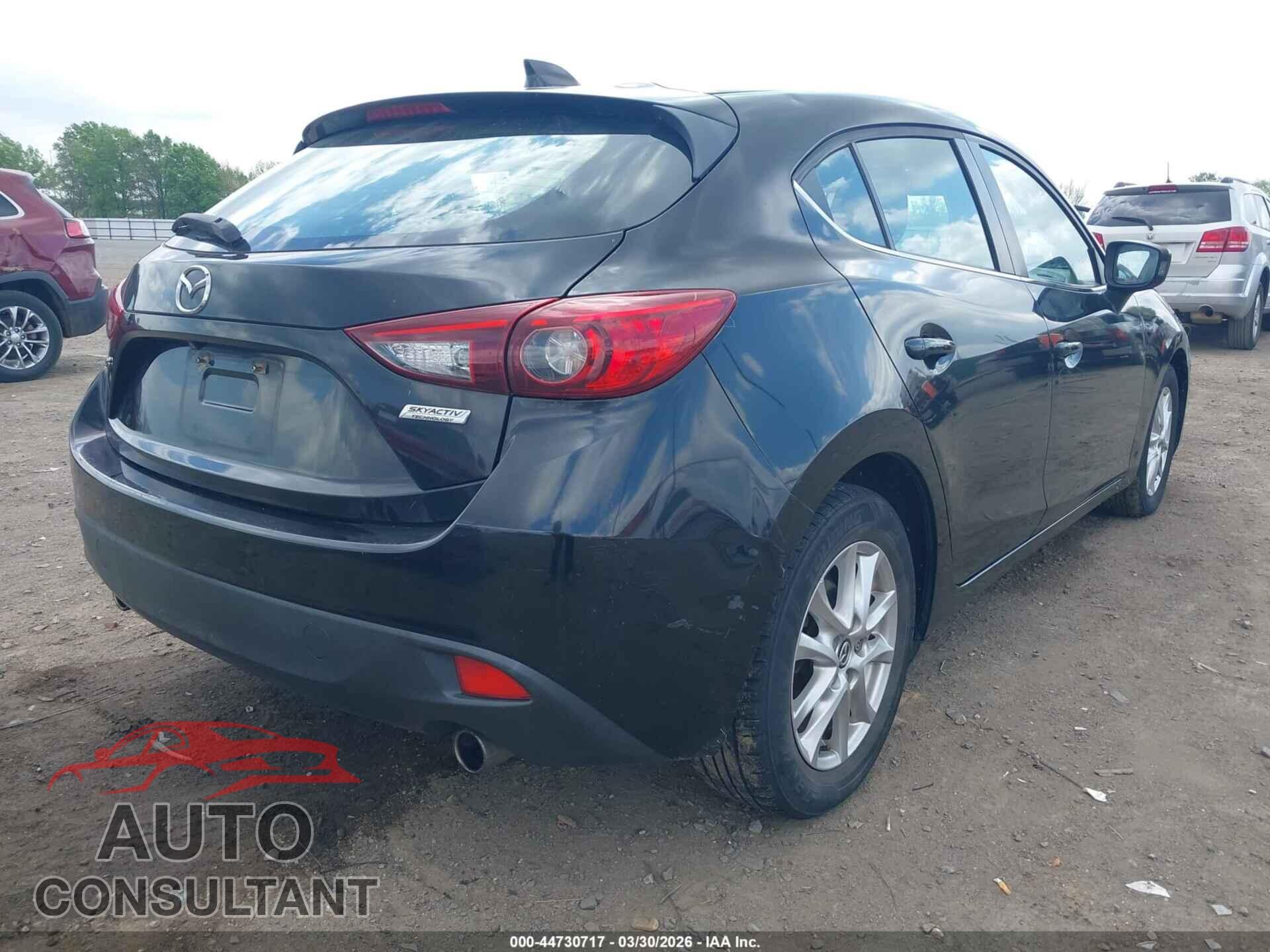 MAZDA MAZDA3 2015 - JM1BM1M75F1237001