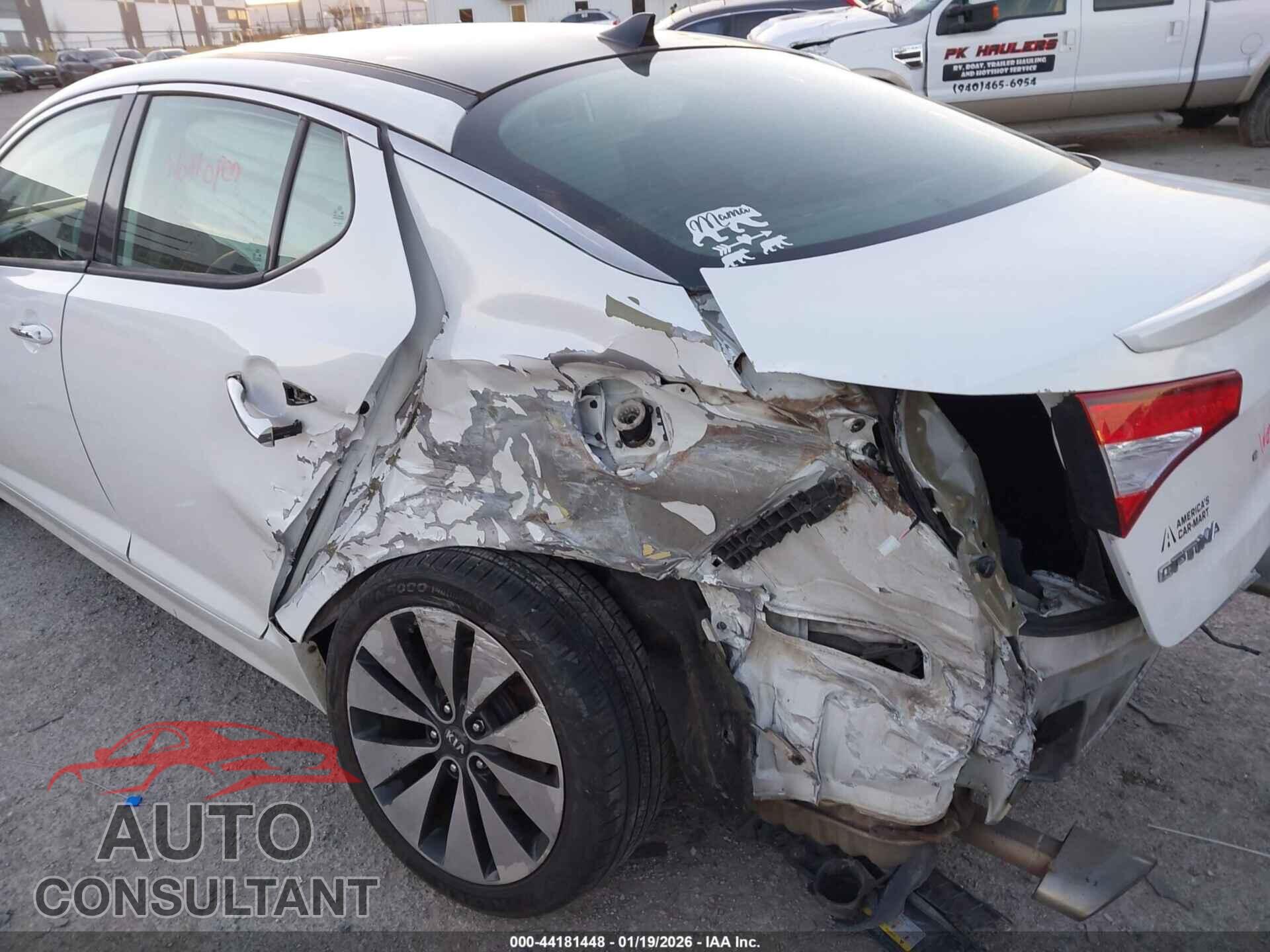KIA OPTIMA 2012 - 5XXGR4A63CG011978