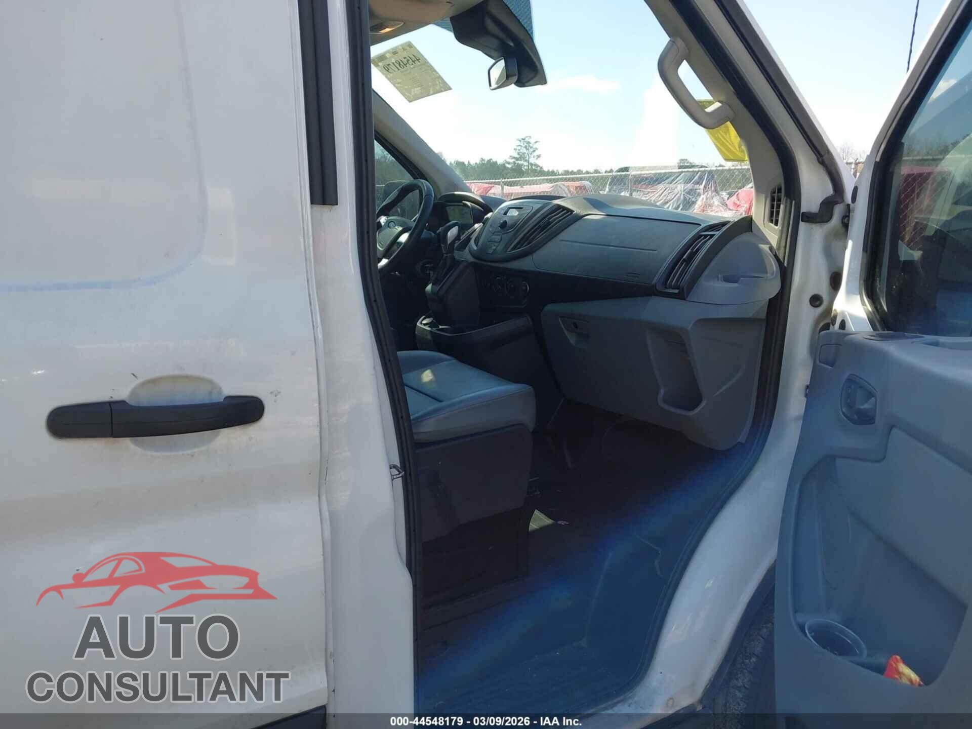 FORD TRANSIT-250 2018 - 1FTYR2CM4JKA84557
