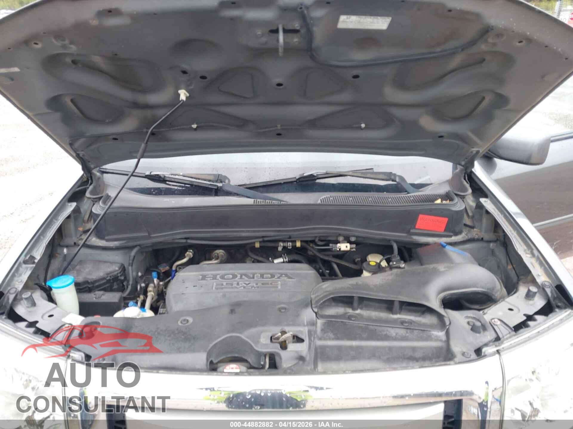 HONDA PILOT 2011 - 5FNYF3H6XBB009403