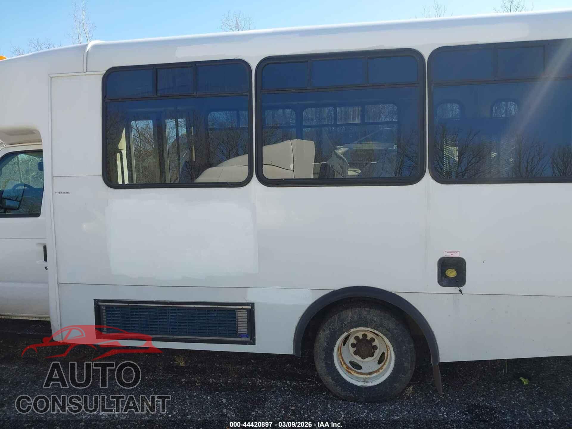 FORD E-350 CUTAWAY 2011 - 1FDEE3FL3BDA34628