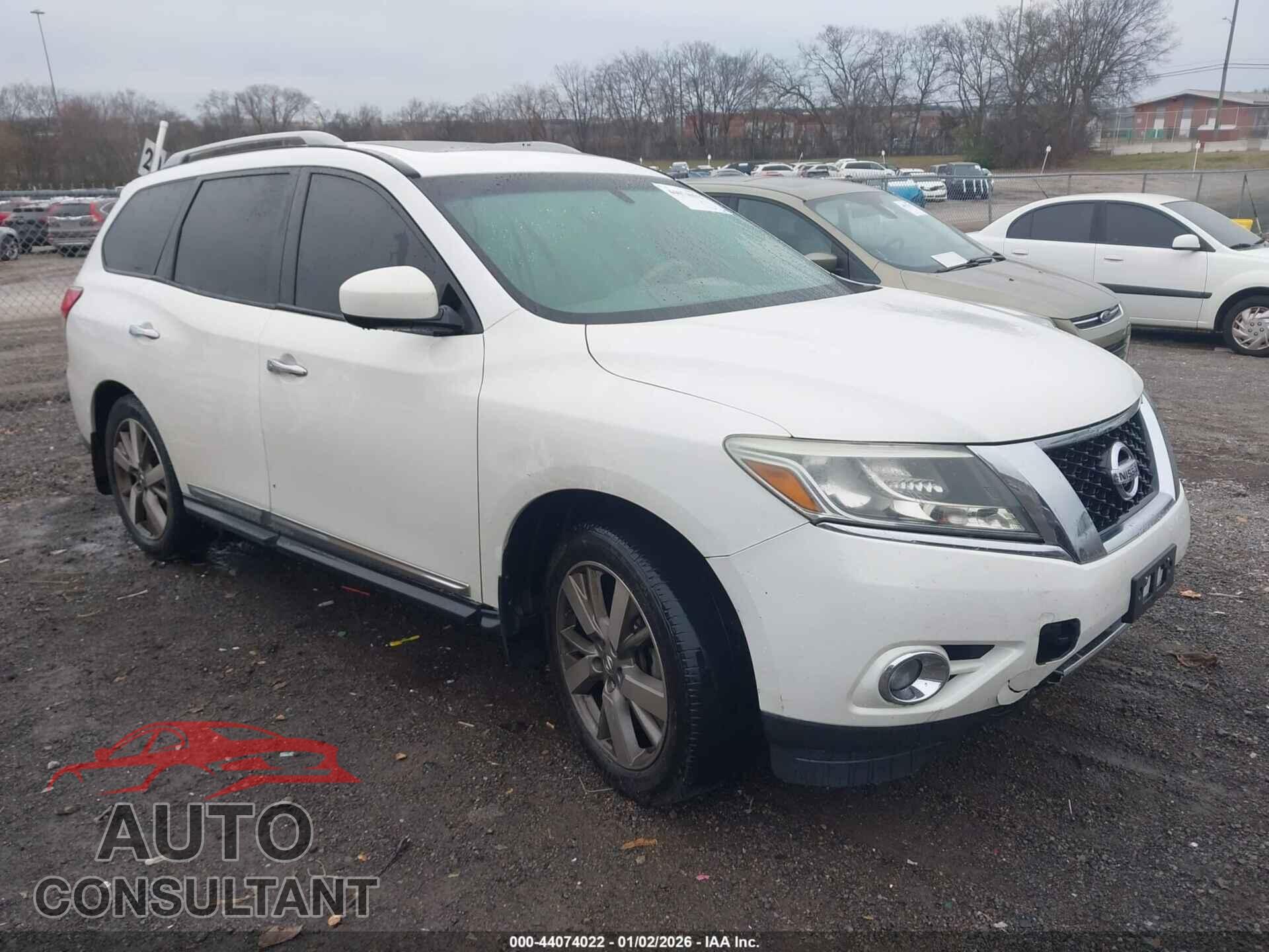 NISSAN PATHFINDER 2013 - 5N1AR2MN8DC646690